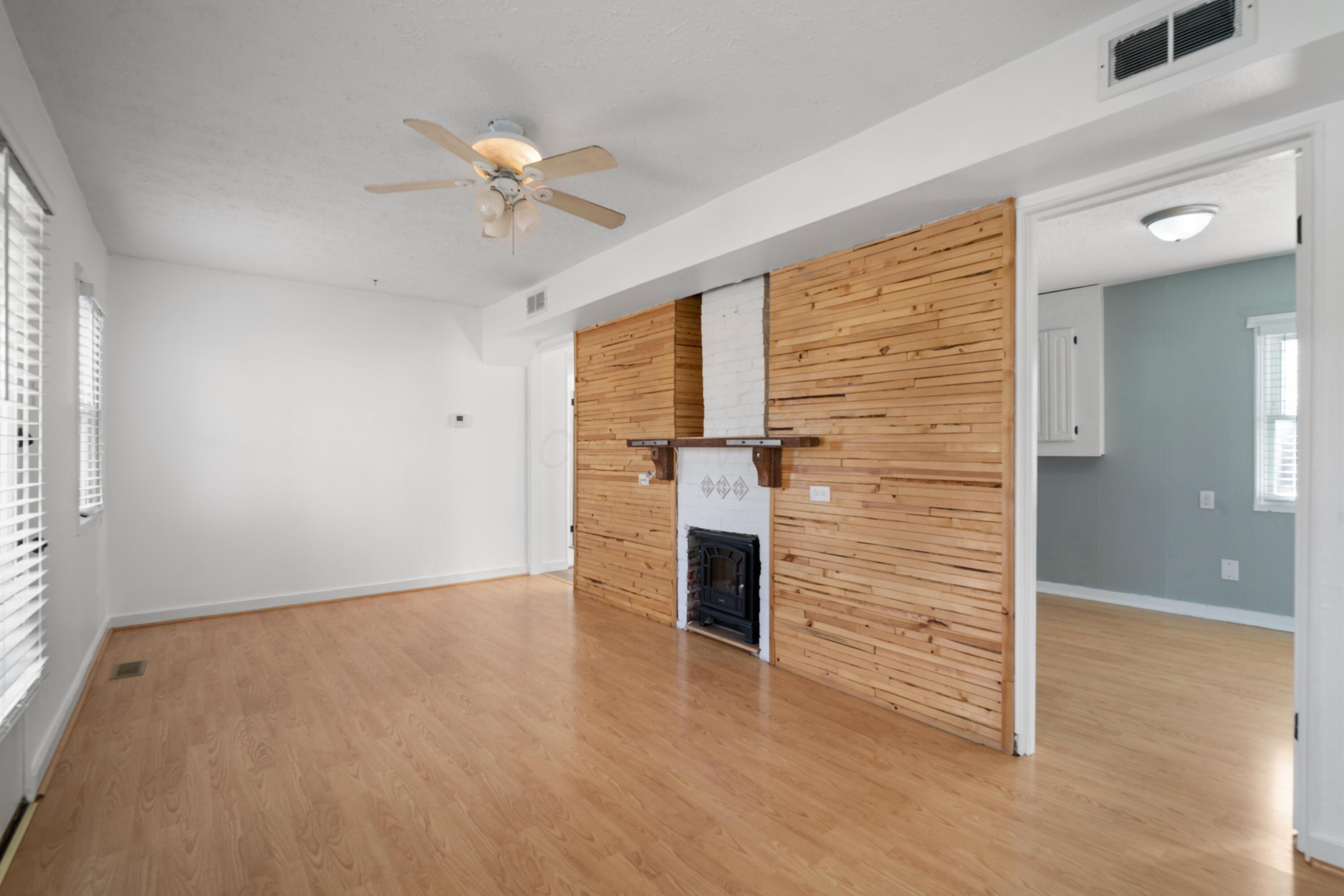 337 Colton Road Property Photo 5