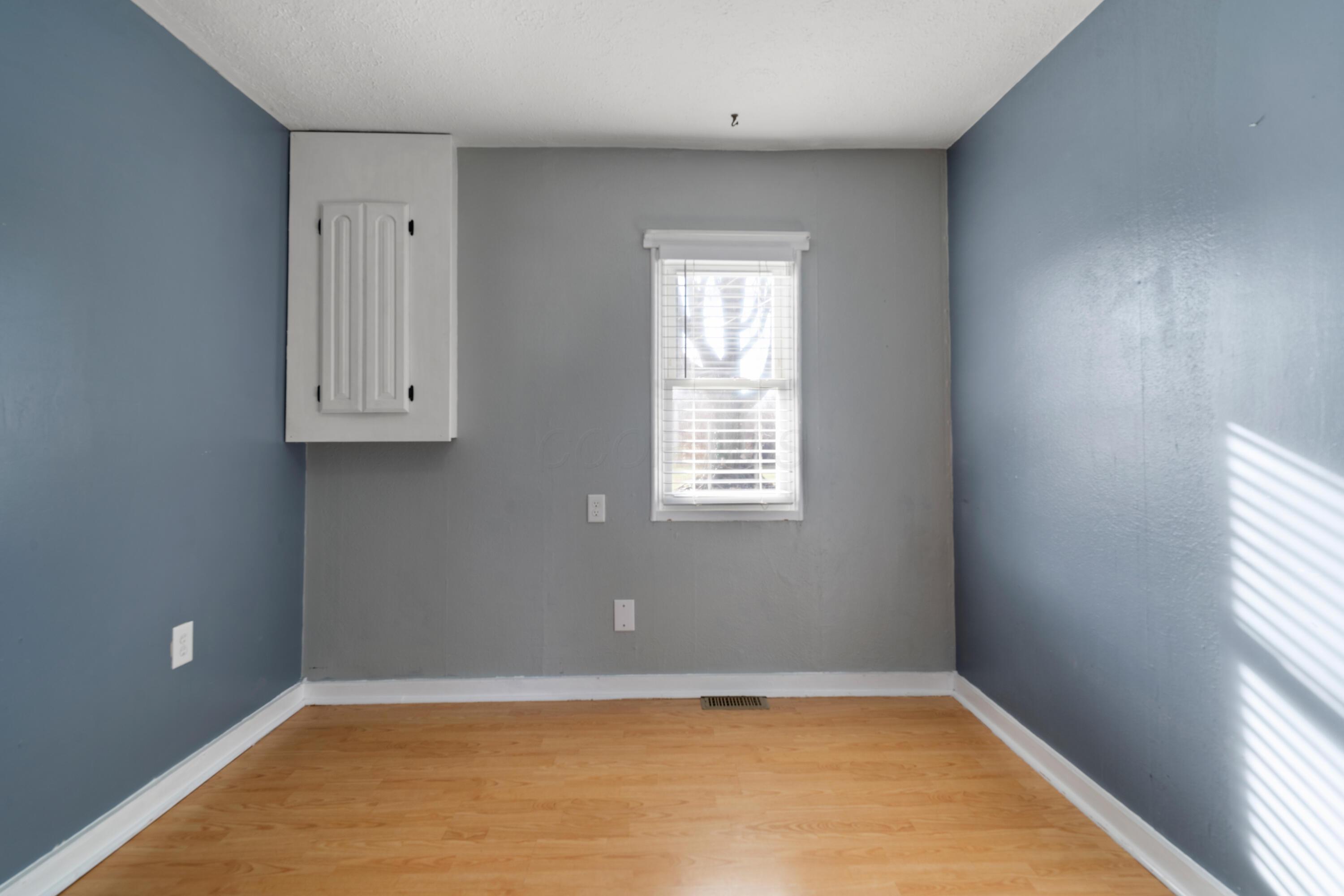 337 Colton Road Property Photo 8