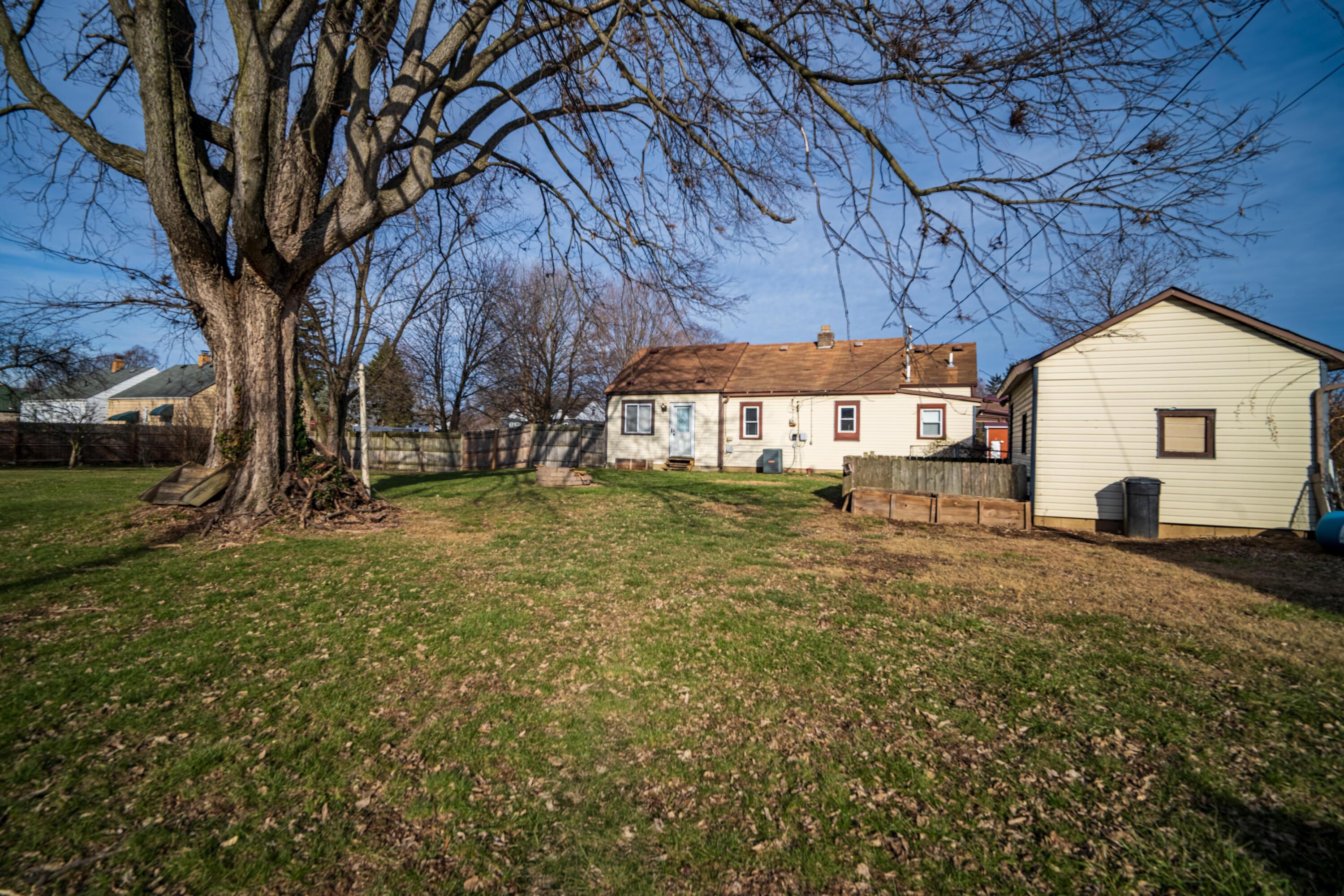 337 Colton Road Property Photo 17
