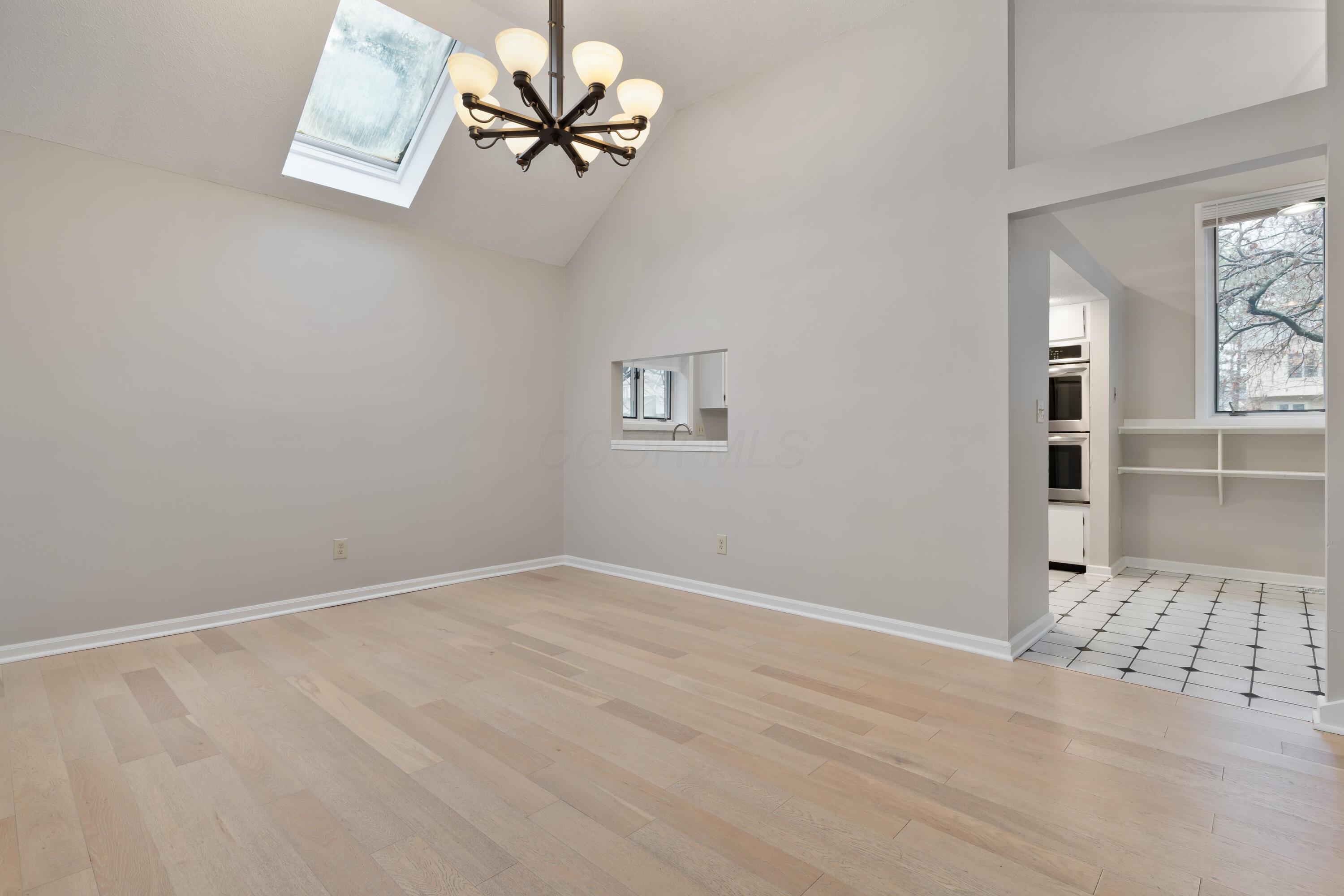 2233 Fernleaf Lane Property Photo 8