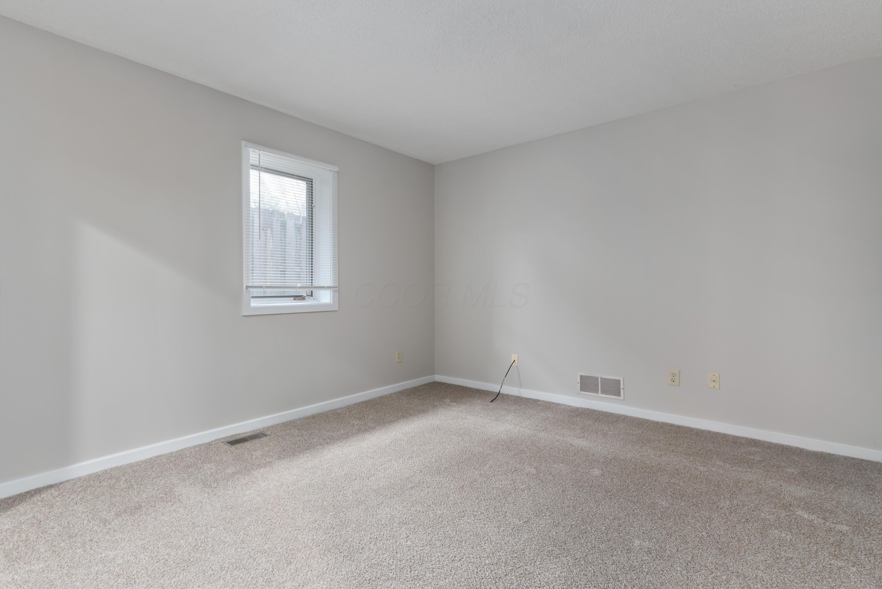 2233 Fernleaf Lane Property Photo 24