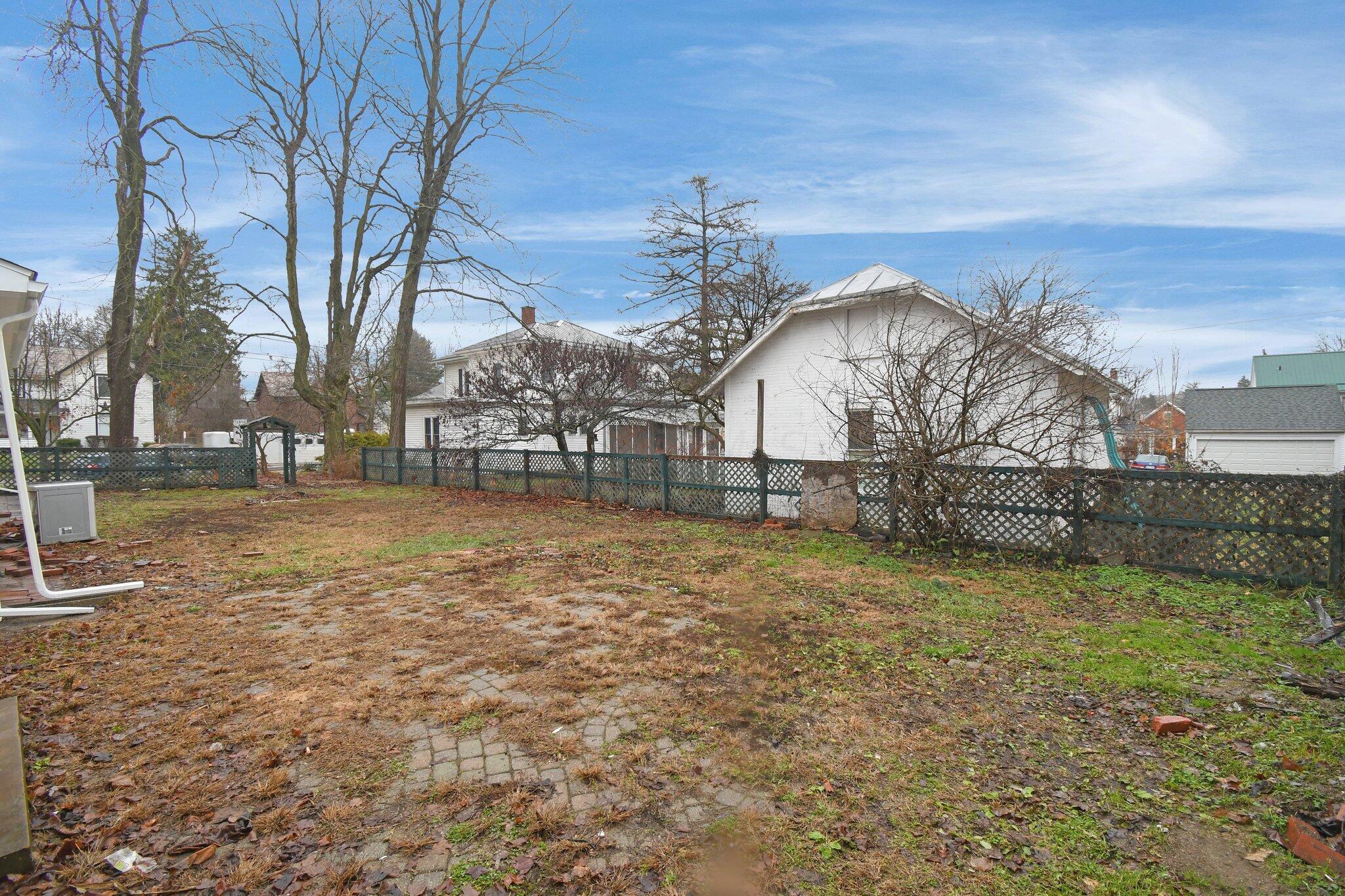 216 Coshocton Avenue Property Photo 22