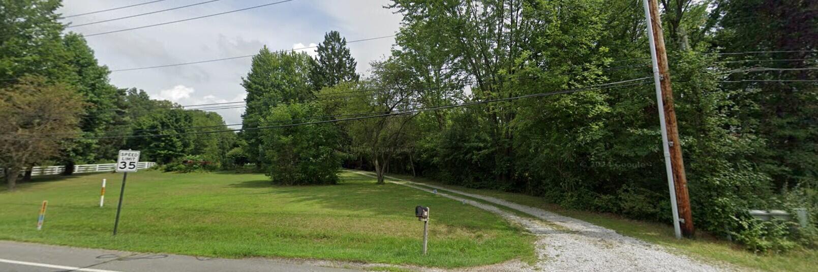5760 Johnstown Road Property Photo 3