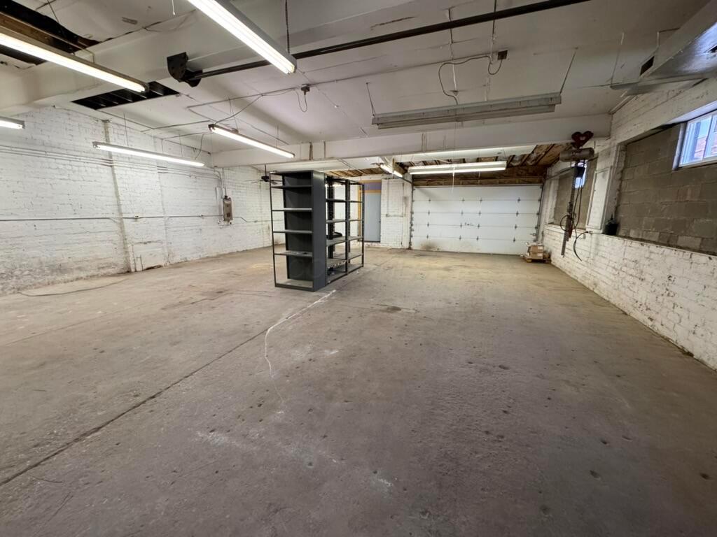37 East Hunter Street Rear Property Photo 9