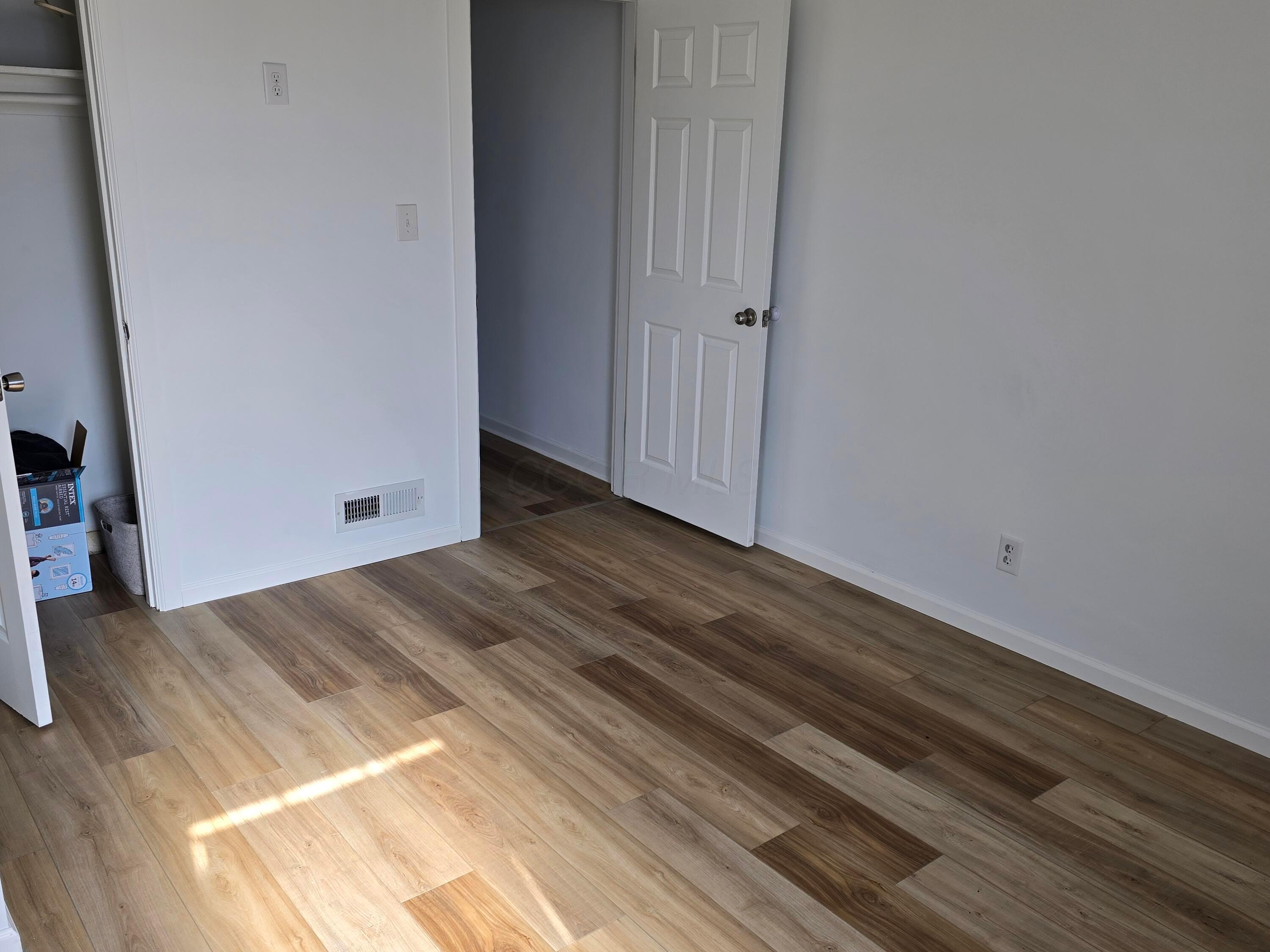1341 E Hudson Street Property Photo 10