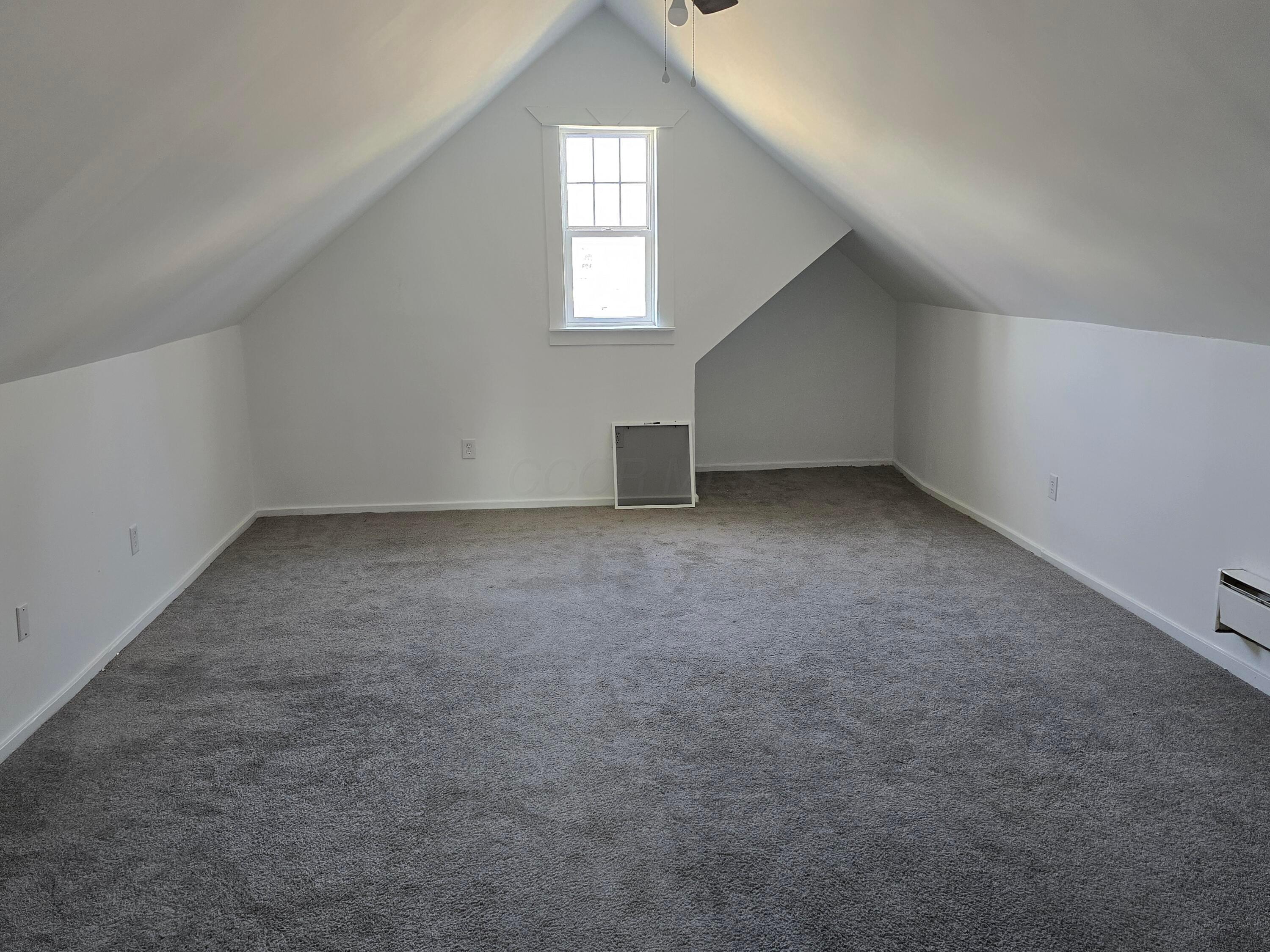 1341 E Hudson Street Property Photo 13