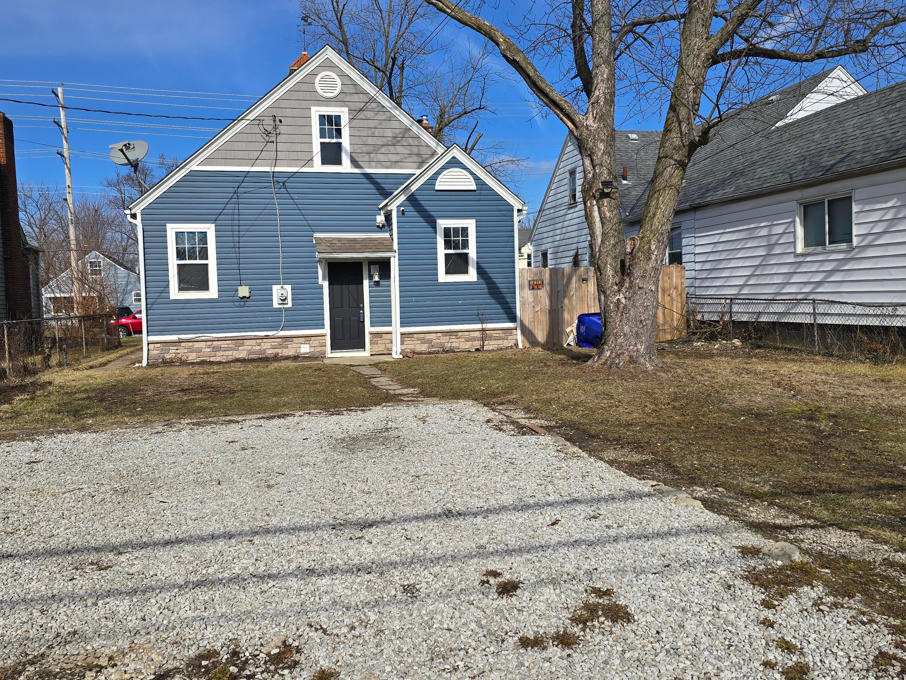 1341 E Hudson Street Property Photo 18