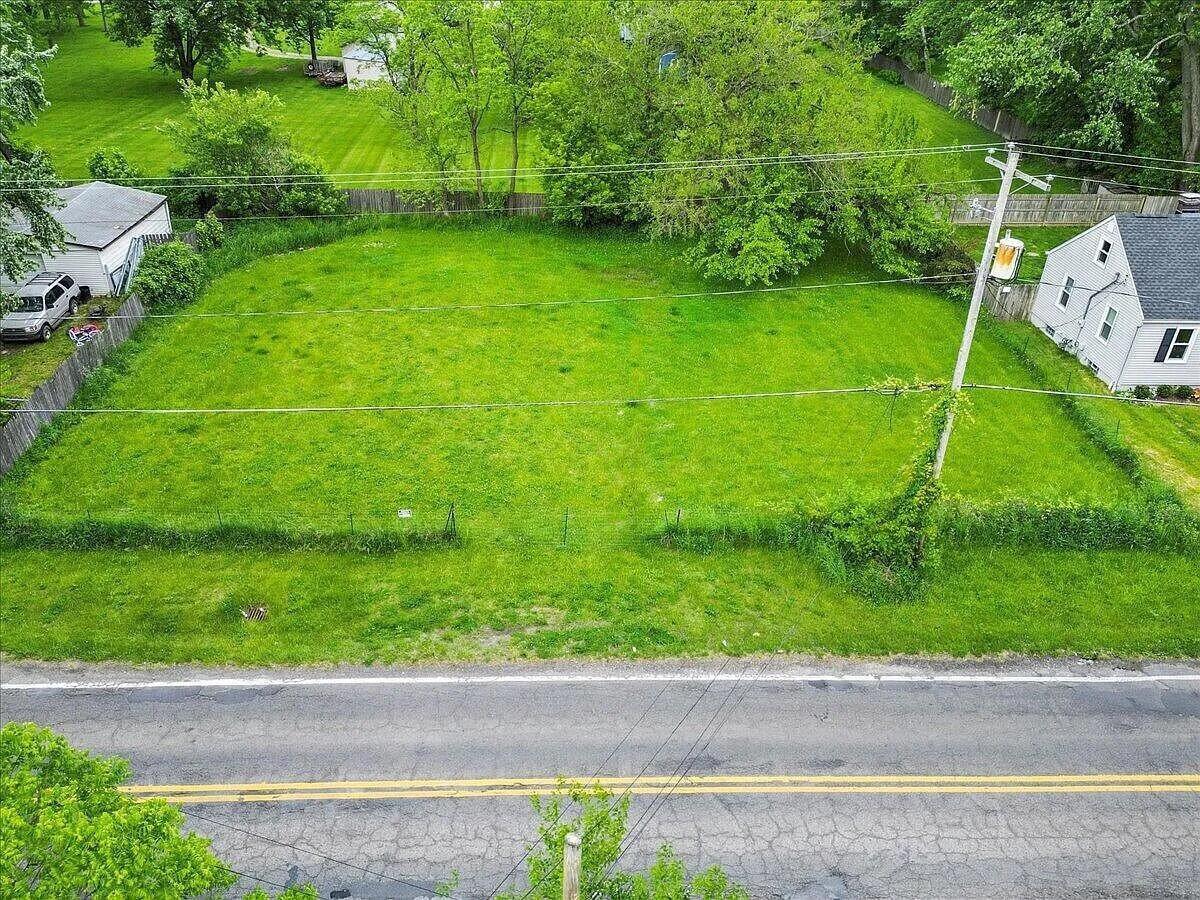 6790 Maple Canyon Avenue Property Photo 4