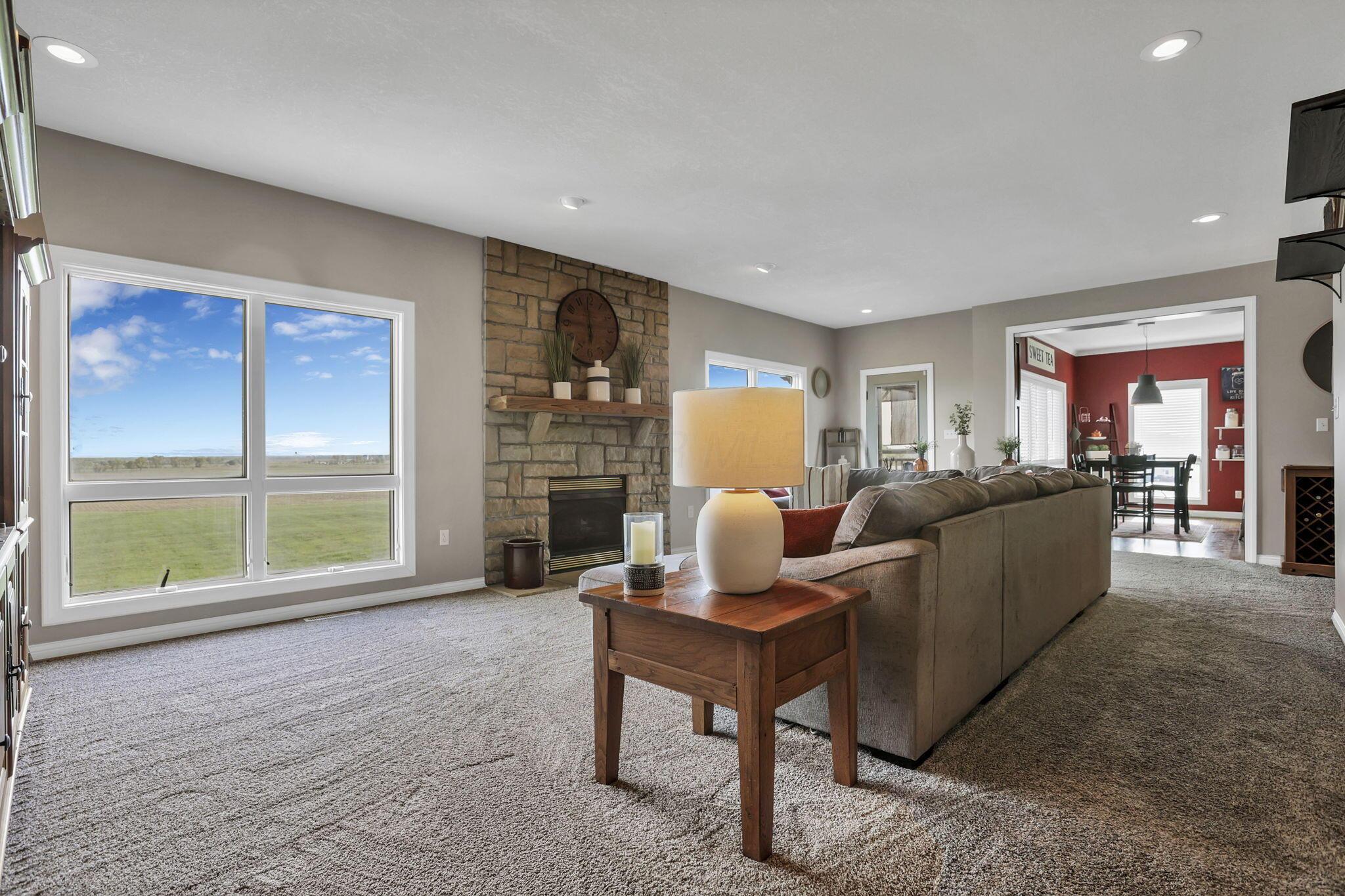 564 National Road Se Property Photo 36