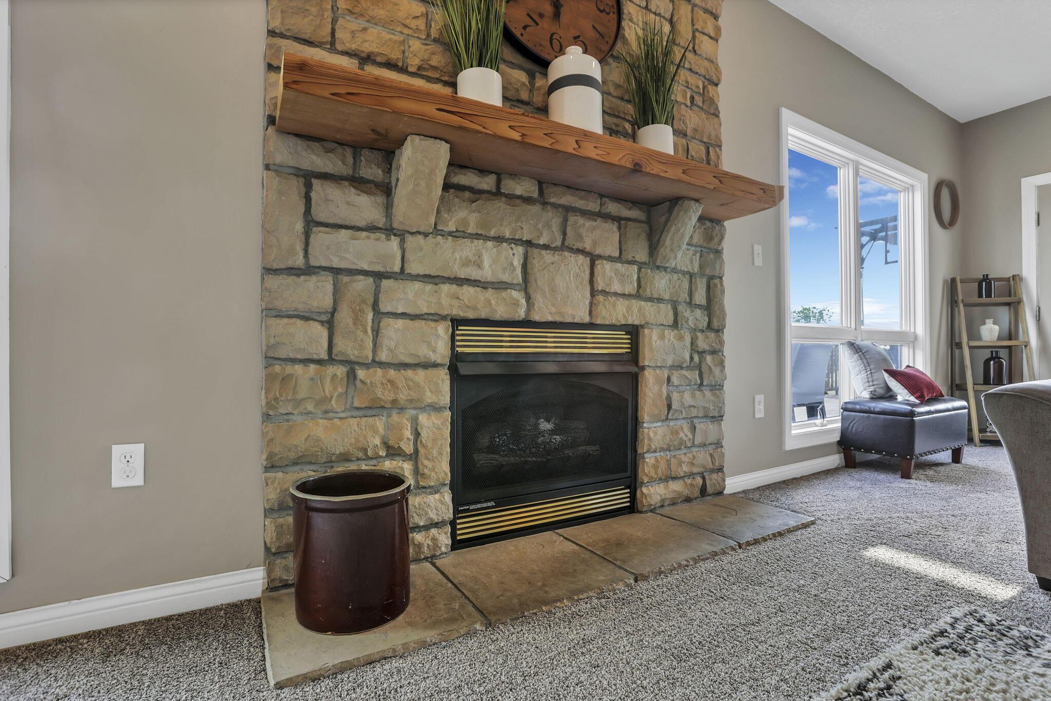 564 National Road Se Property Photo 37