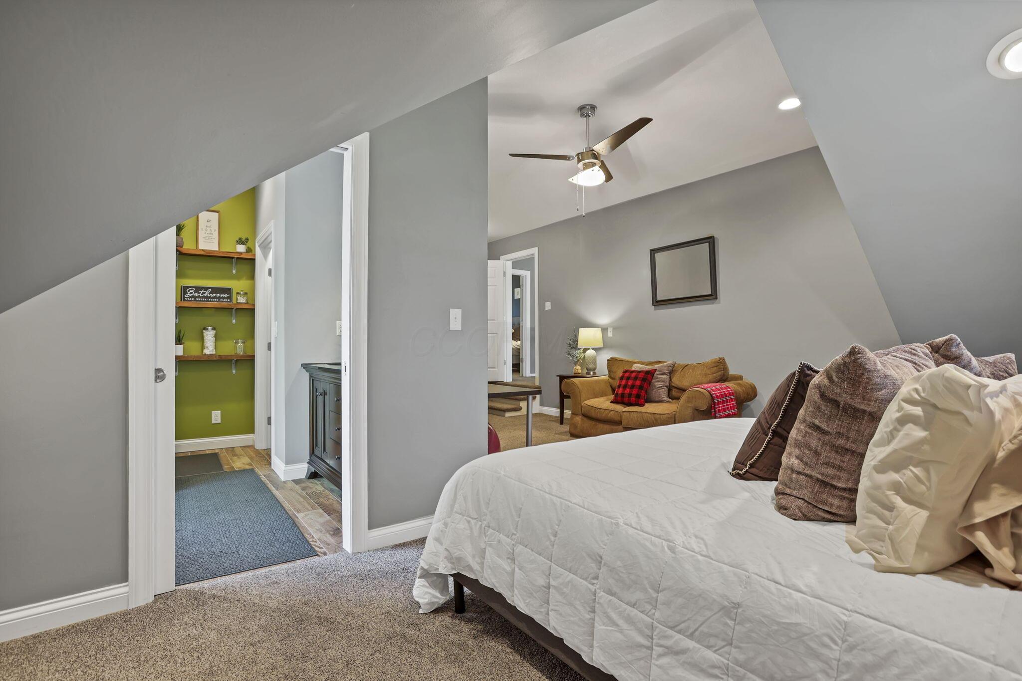 564 National Road Se Property Photo 49
