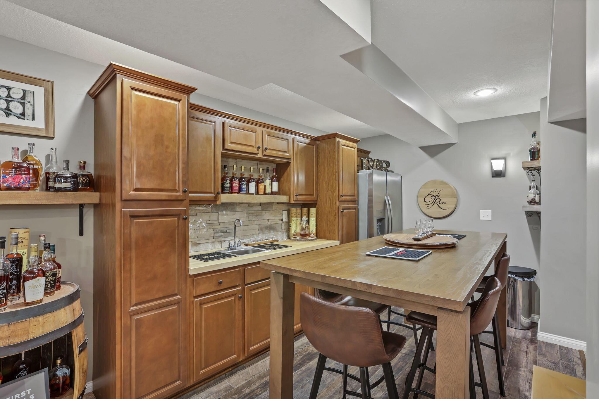 564 National Road Se Property Photo 67