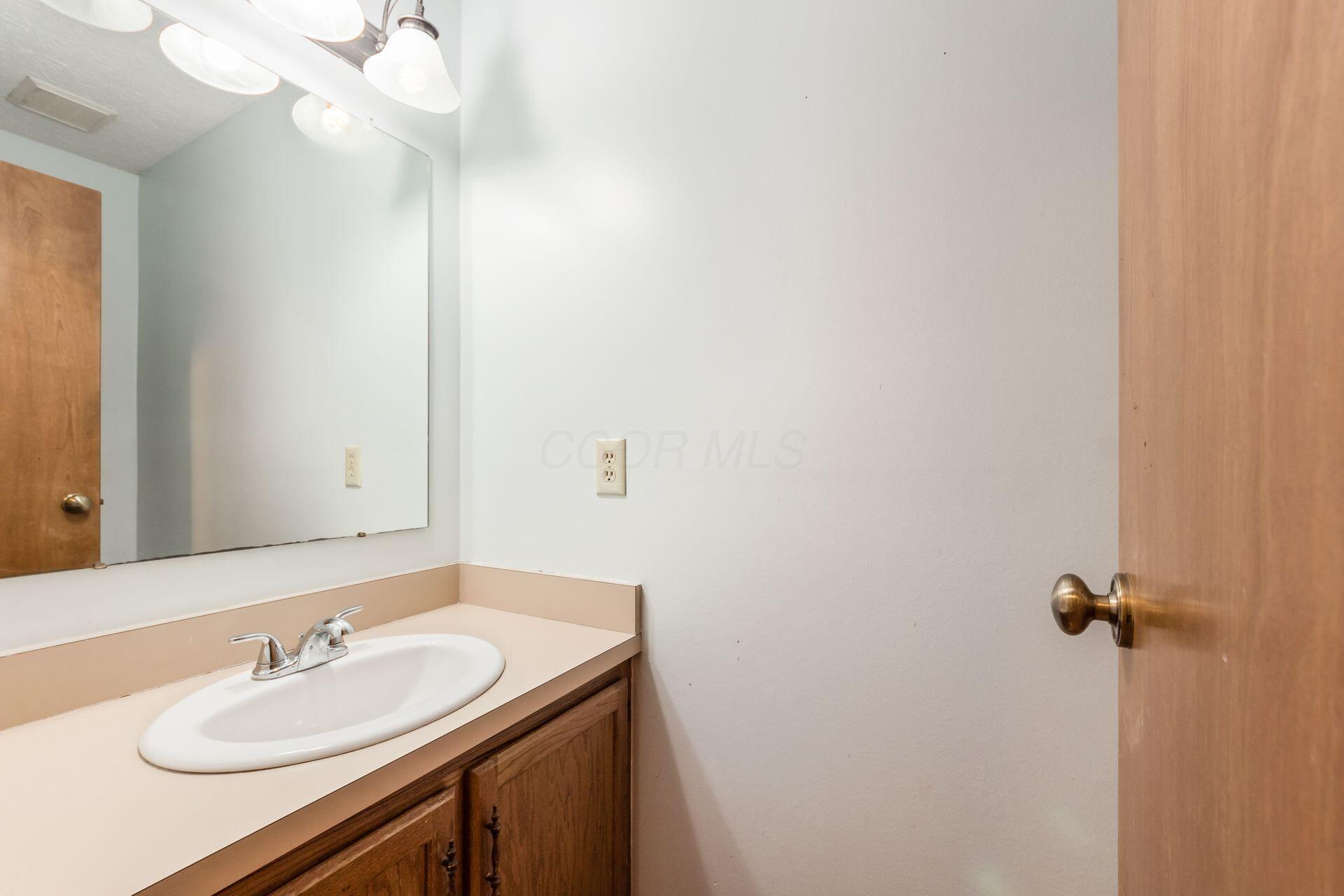 5816 Parkbridge Lane, 13-5 Property Photo 10