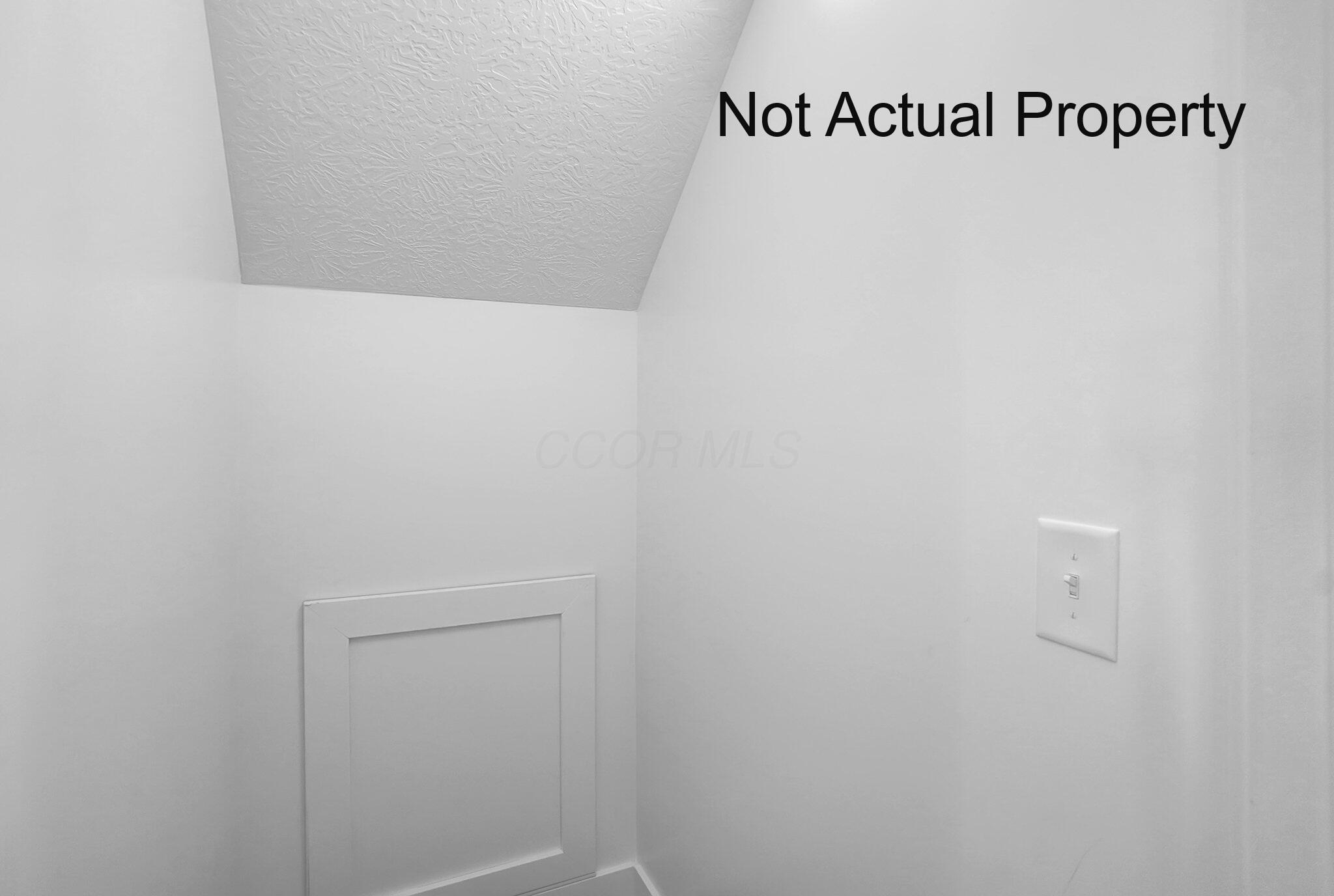 1974 Iselin Street, 164 Property Photo 9