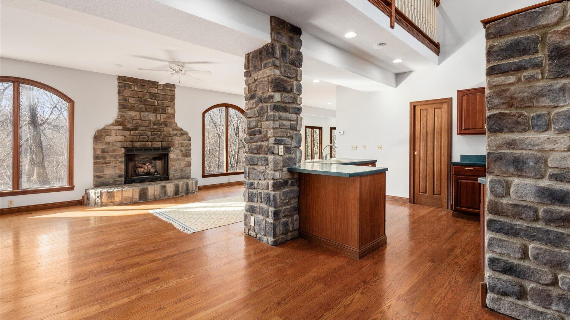 18988 Claypool Road Property Photo 10