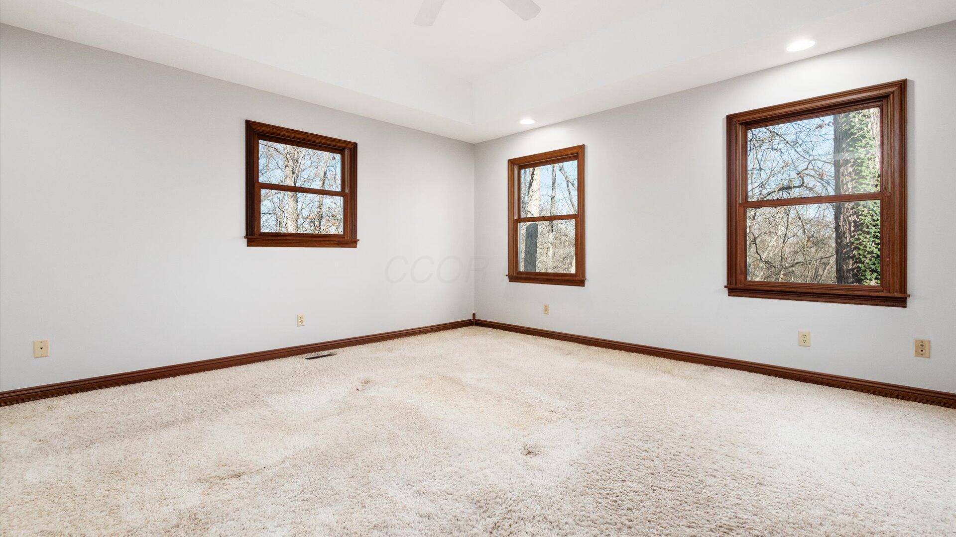 18988 Claypool Road Property Photo 17