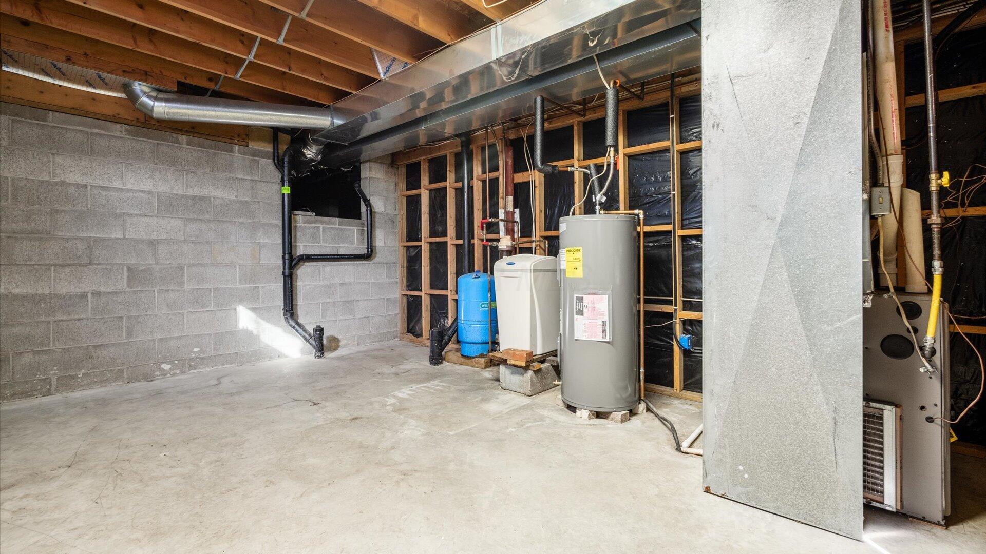 18988 Claypool Road Property Photo 37
