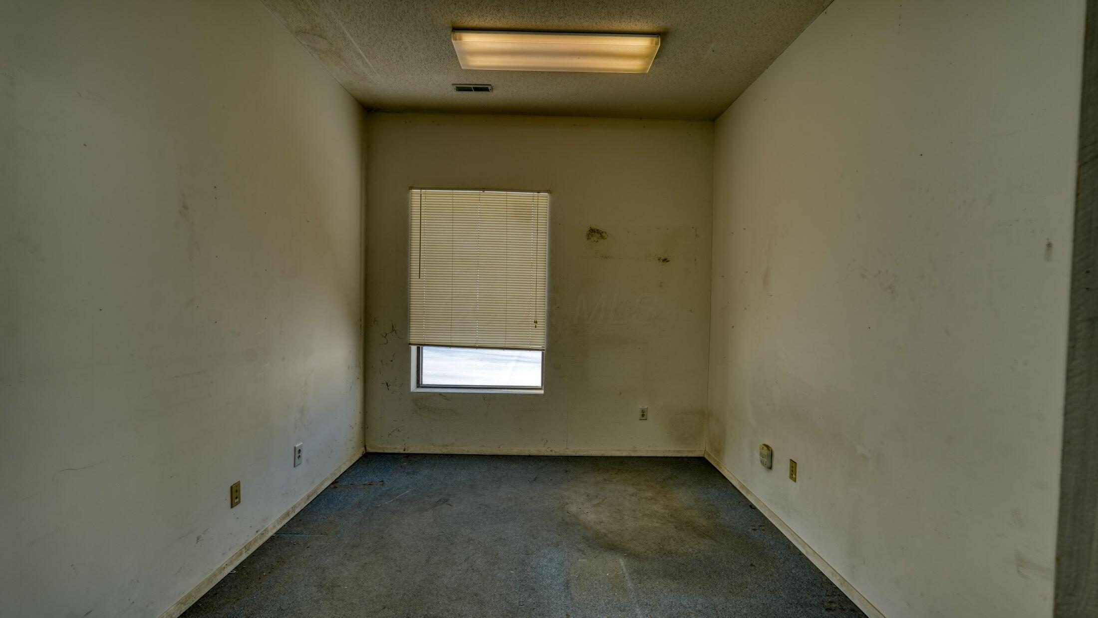 2560 Maysville Pike Property Photo 6