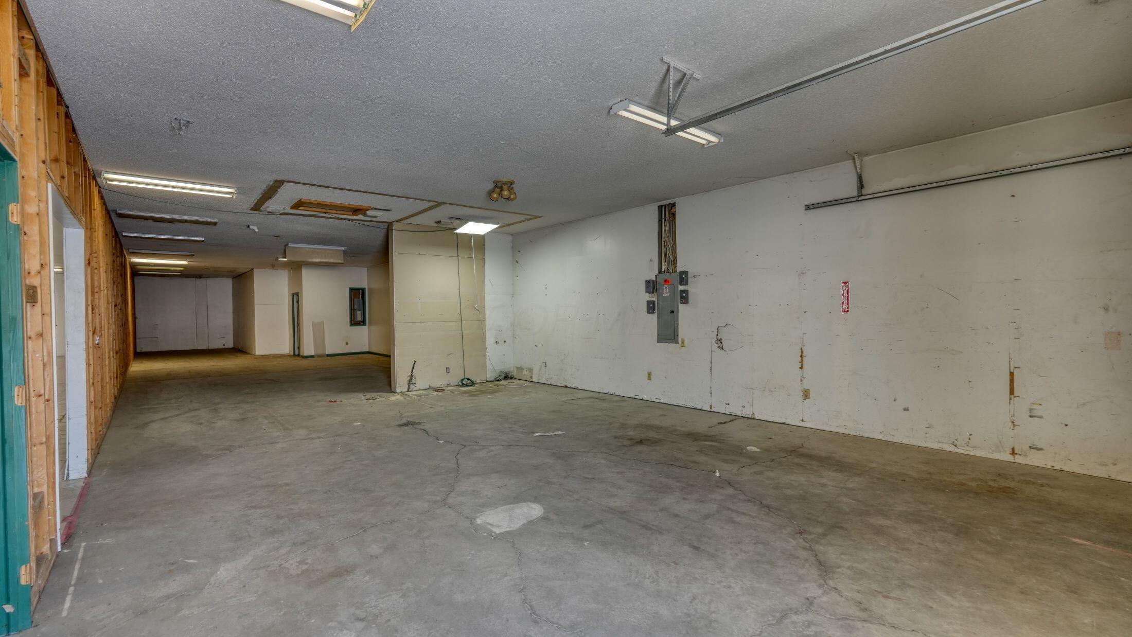 2560 Maysville Pike Property Photo 19