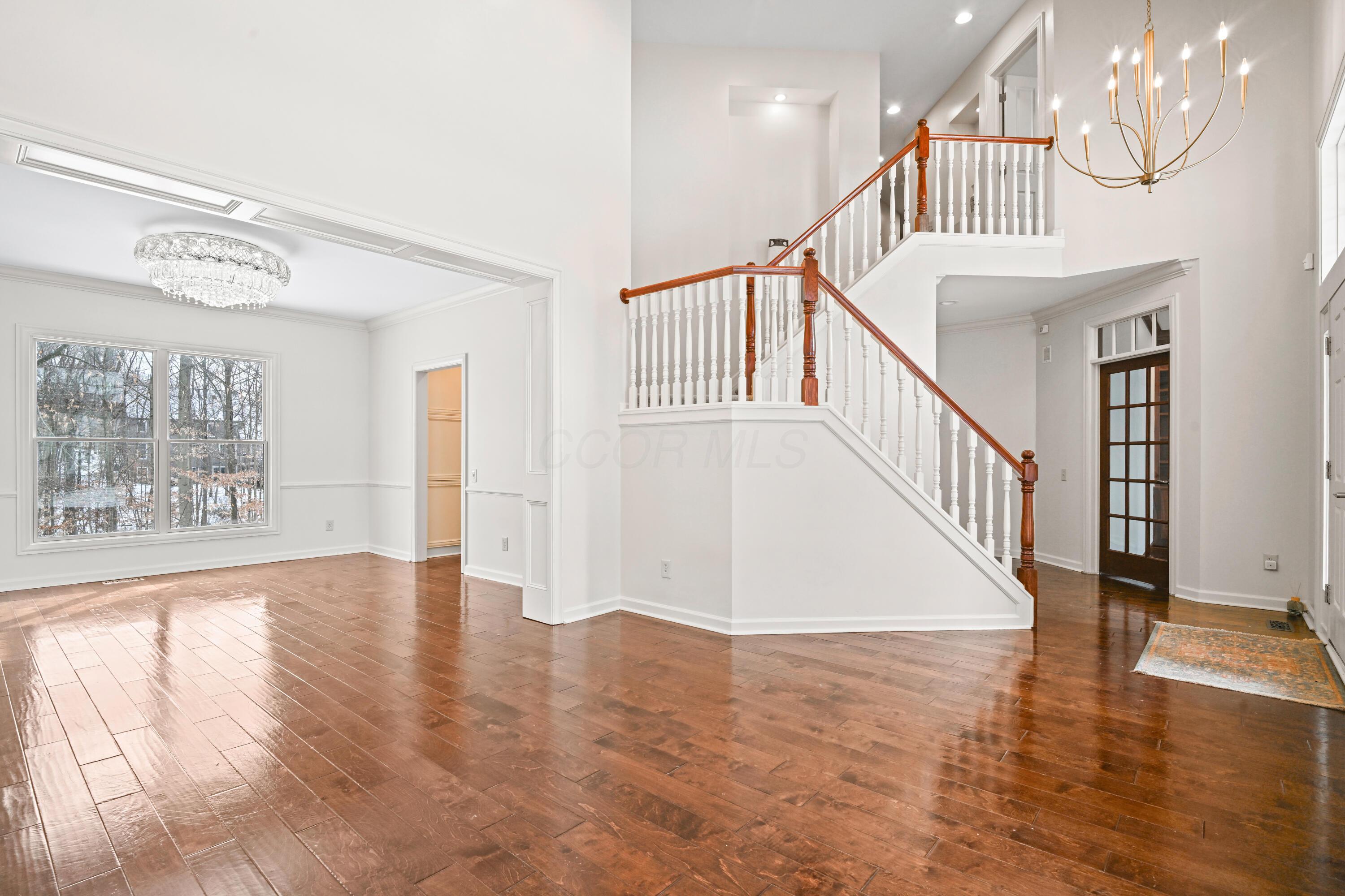 5194 Augusta Drive Property Photo 6