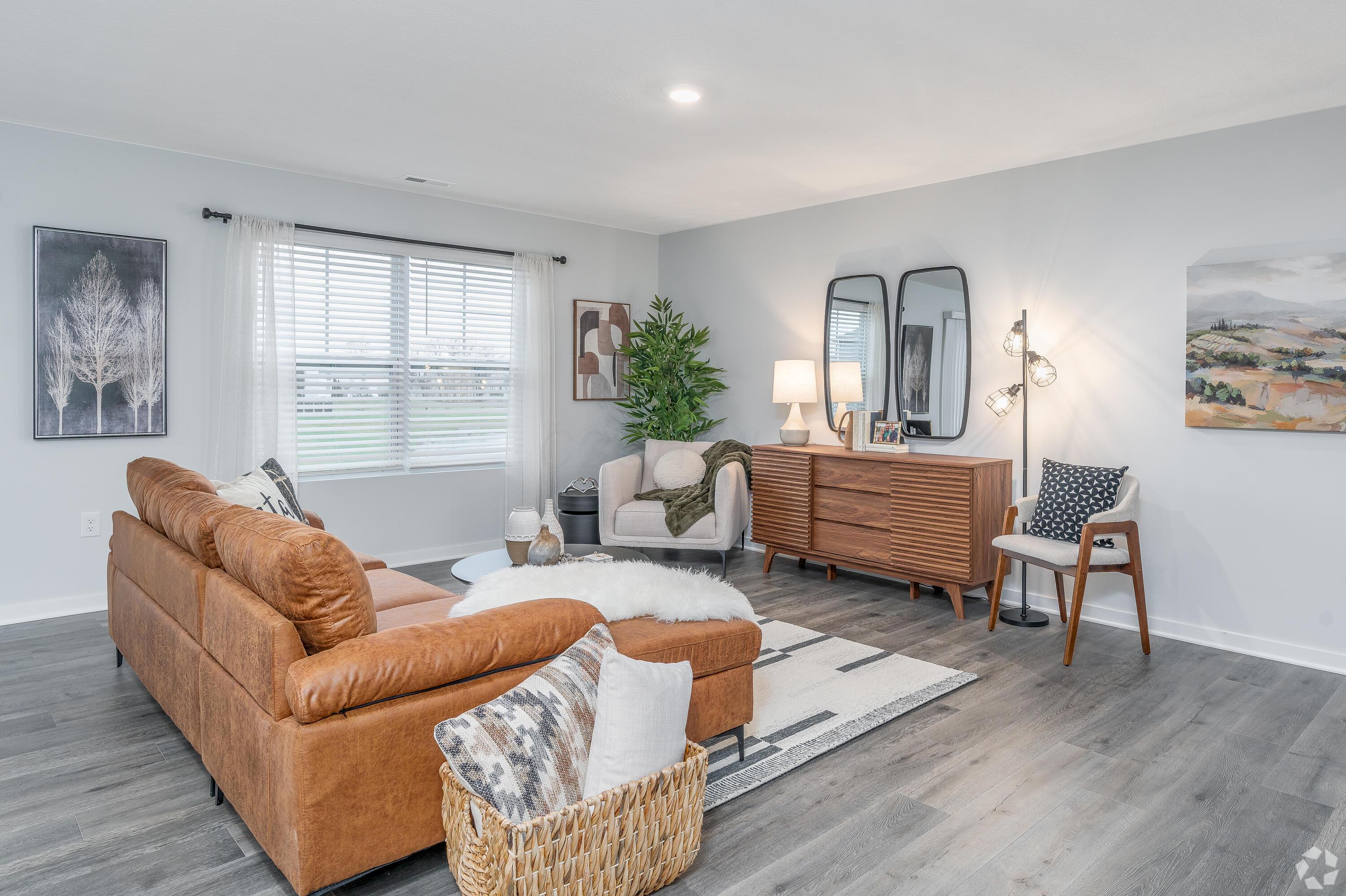 976 Capriconus Drive Property Photo 3