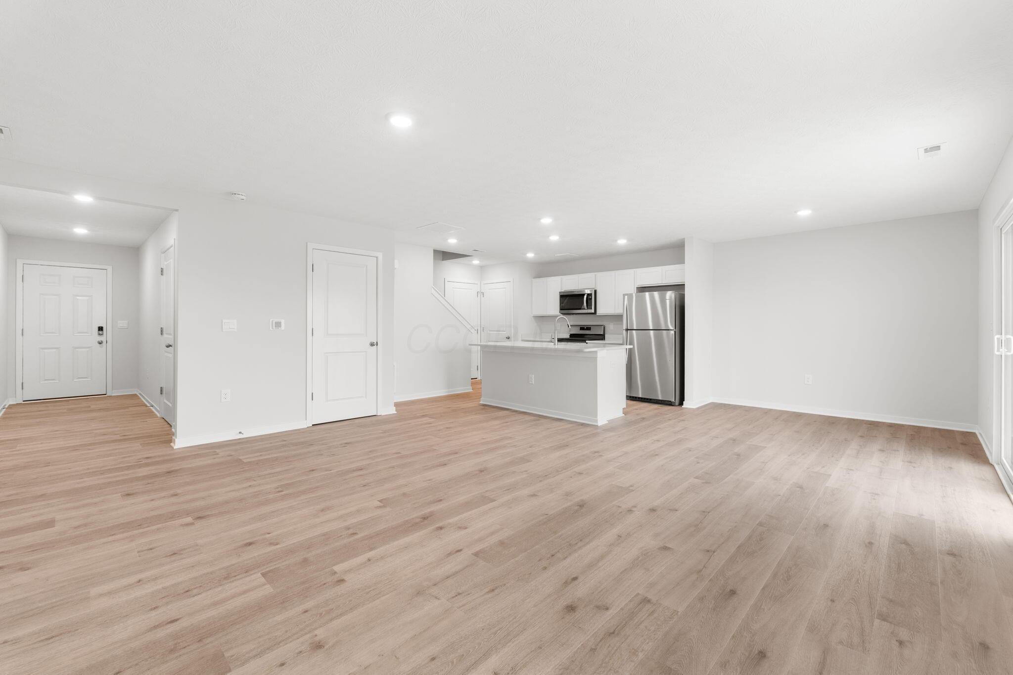 976 Capriconus Drive Property Photo 10