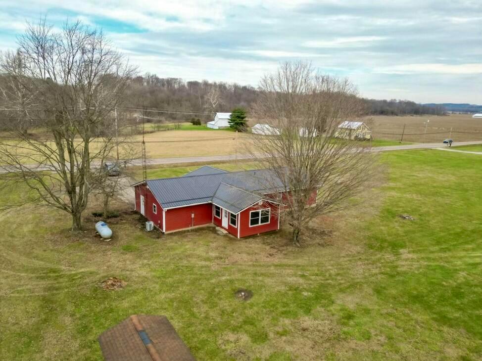 11090 Old Delaware Road Property Photo 4