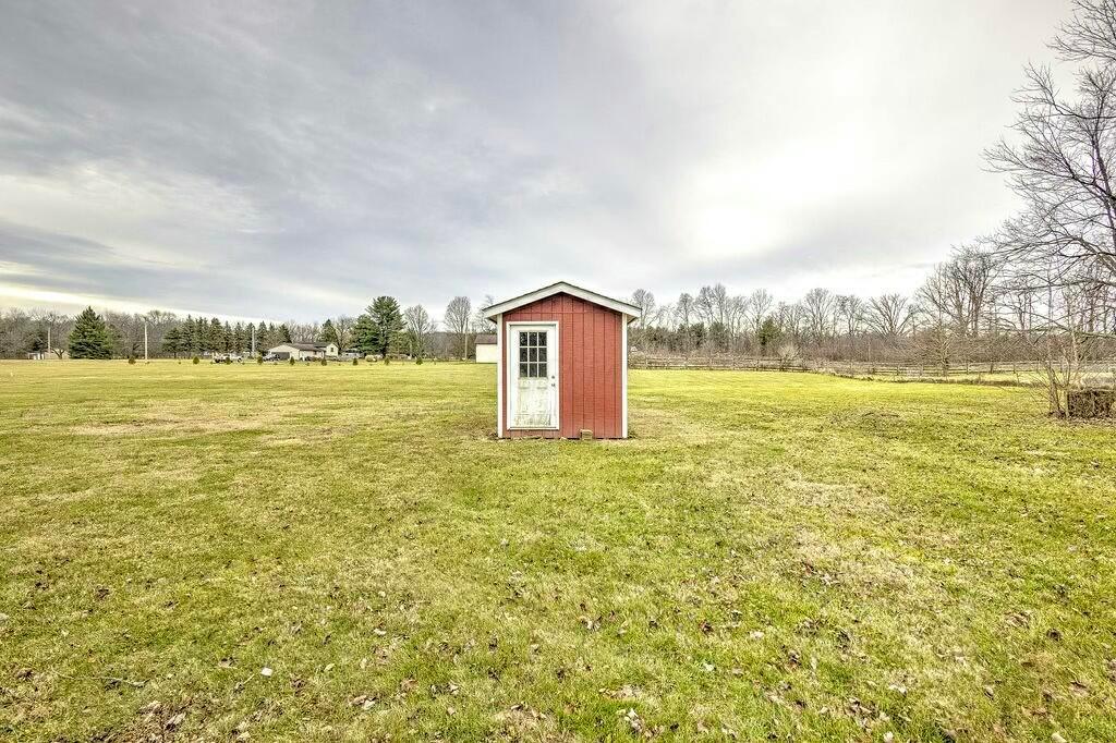11090 Old Delaware Road Property Photo 5