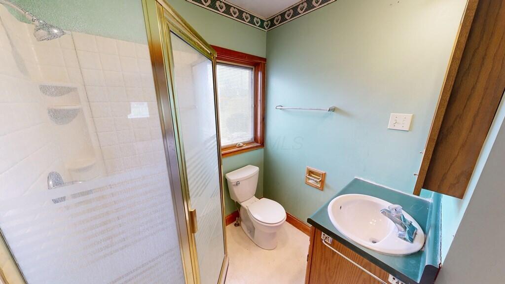 140 E Main Street Property Photo 18