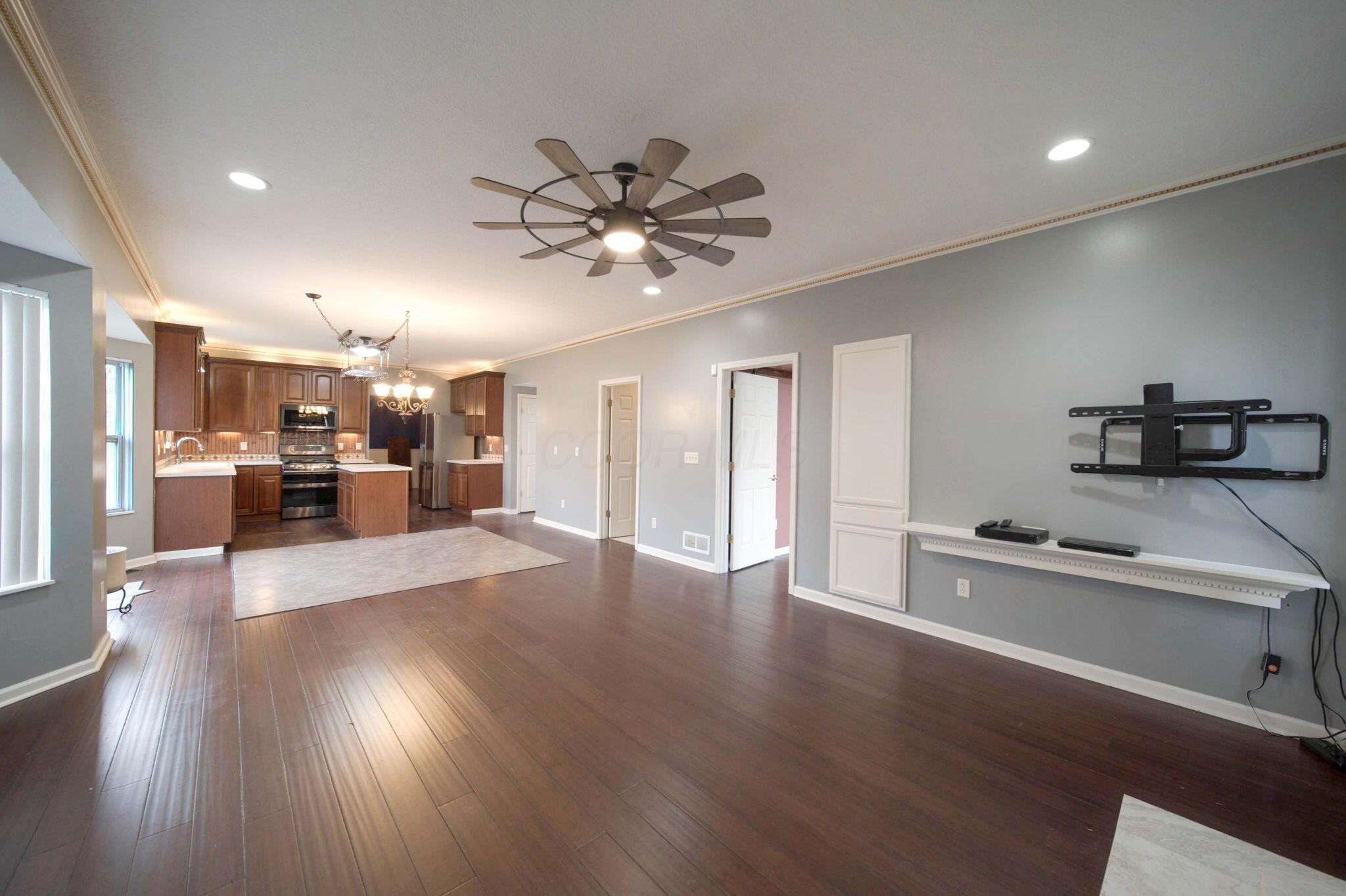 1174 Freshman Drive Property Photo 8