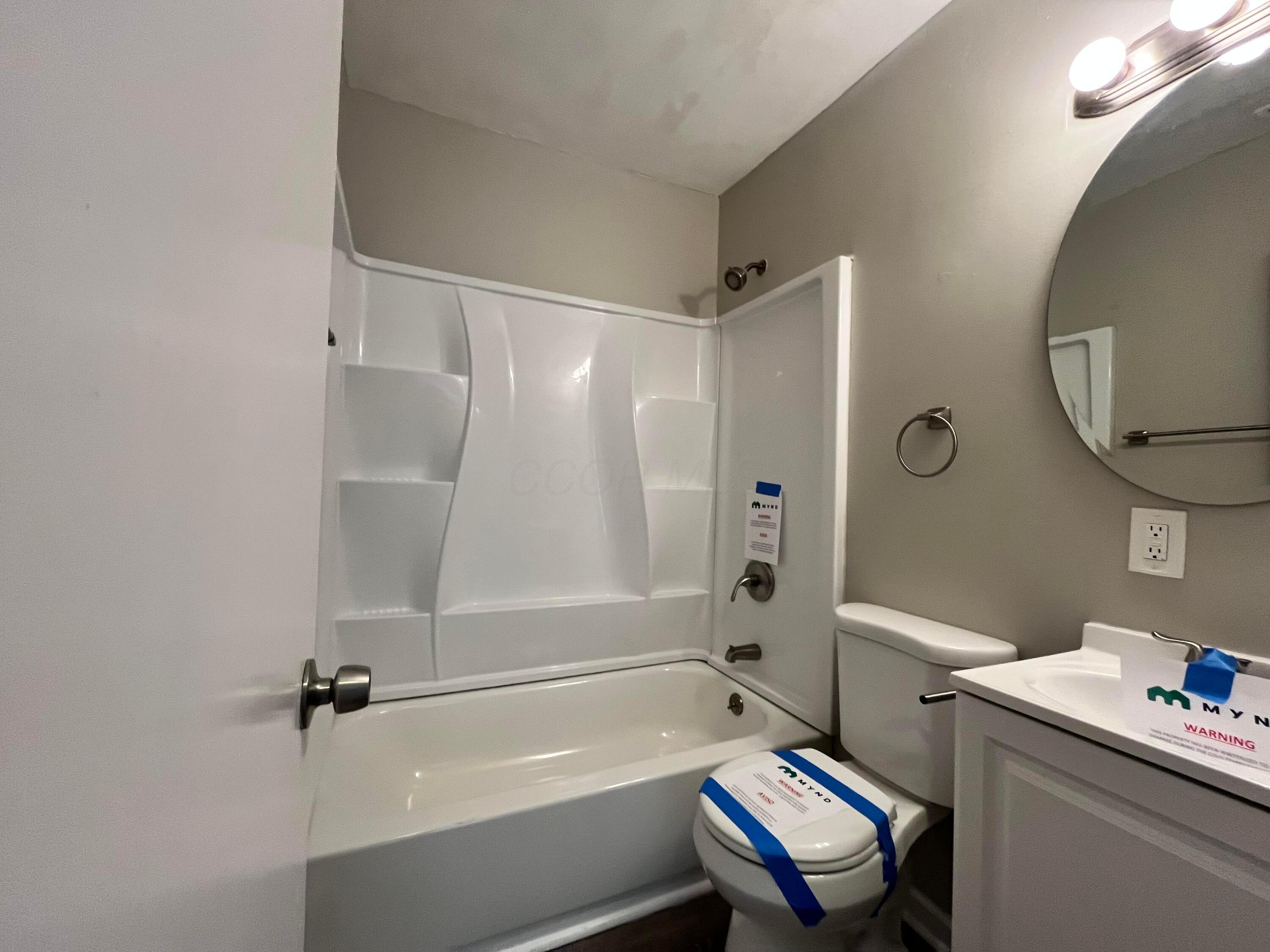 2294 Bancroft Street Property Photo 5