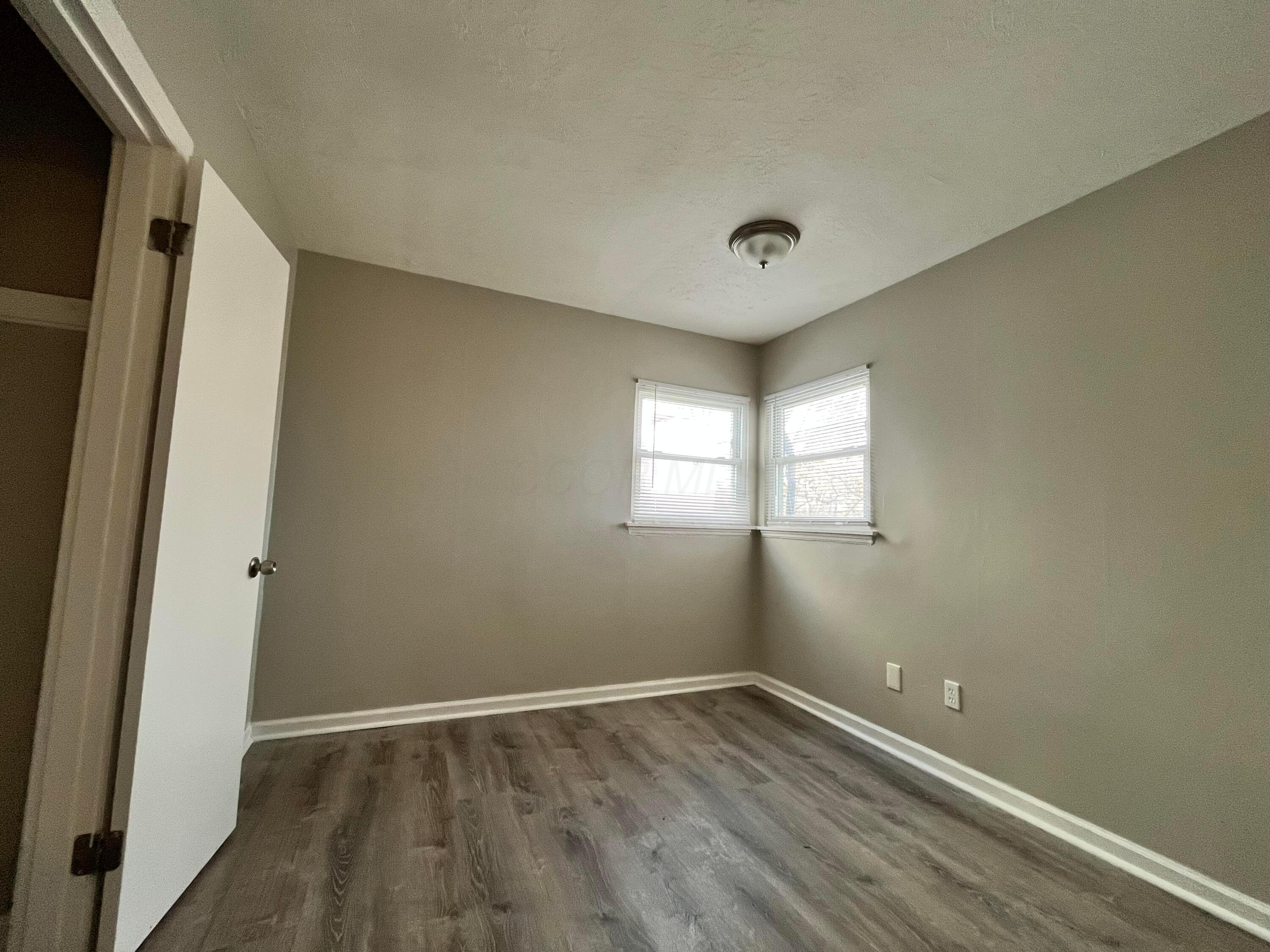 2294 Bancroft Street Property Photo 7