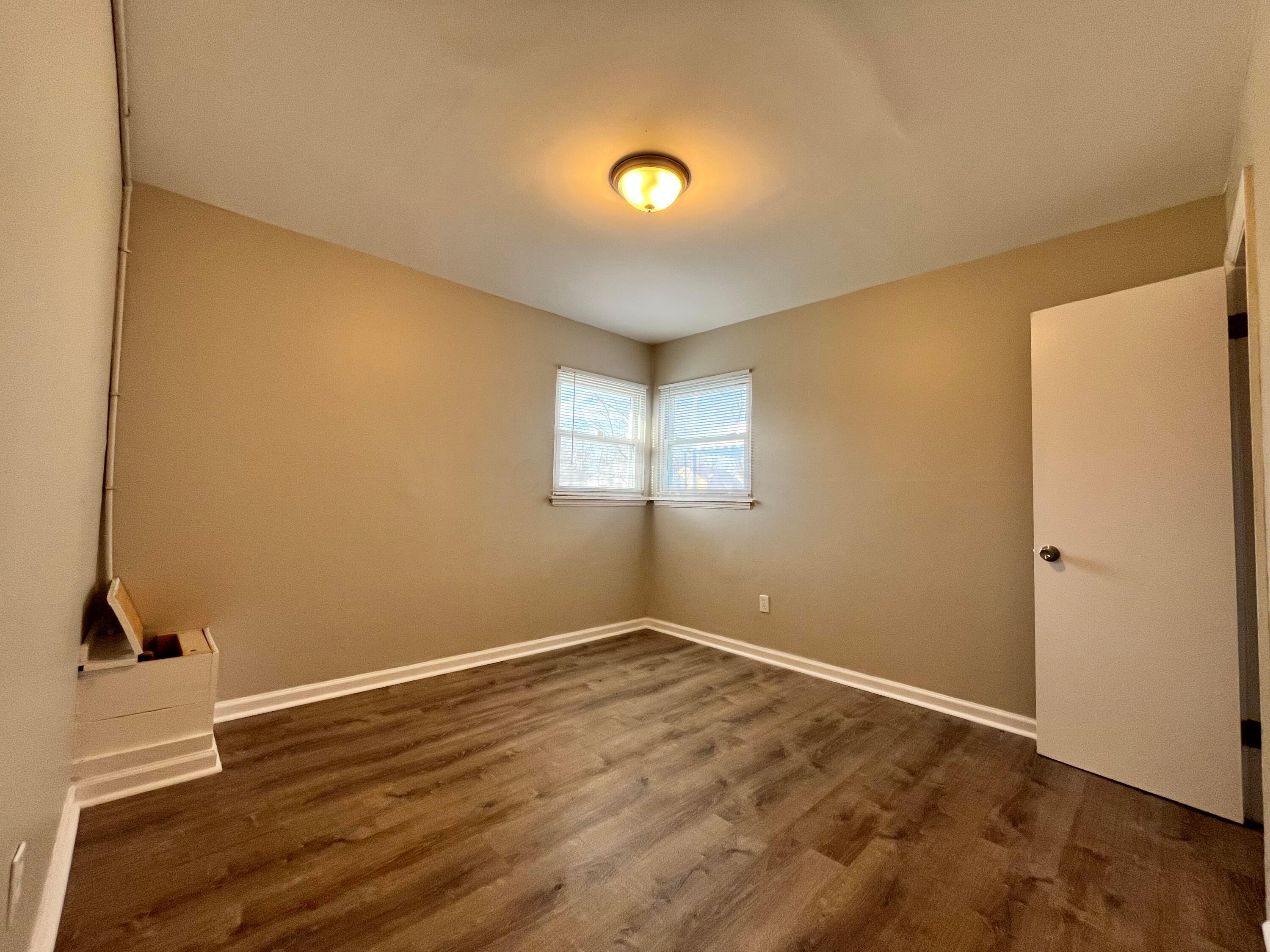 2294 Bancroft Street Property Photo 8