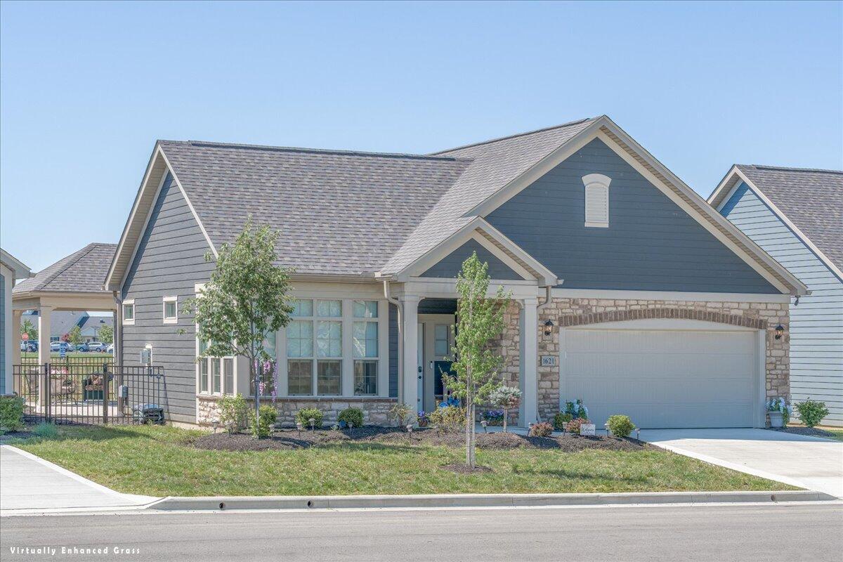 1621 E Waterside Drive Property Photo 1