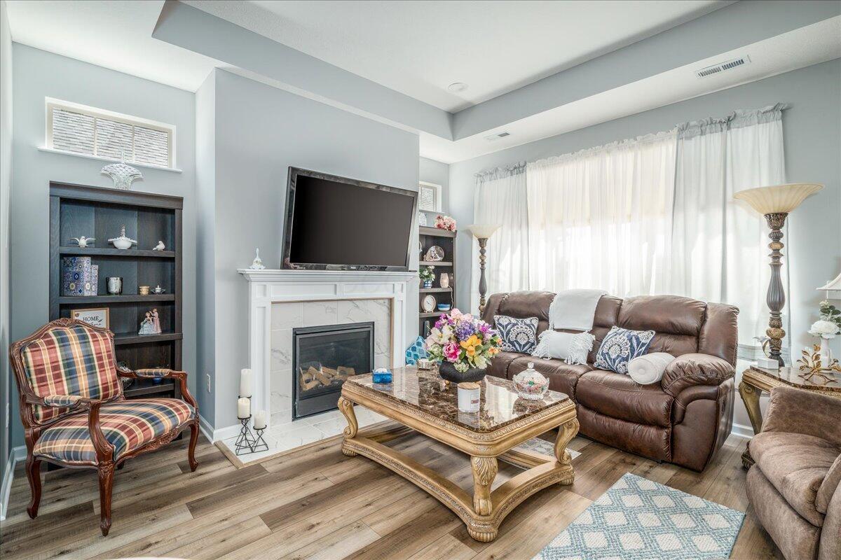 1621 E Waterside Drive Property Photo 8