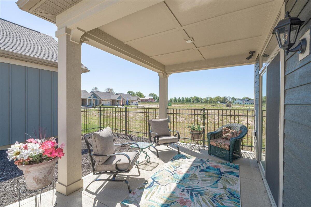 1621 E Waterside Drive Property Photo 31