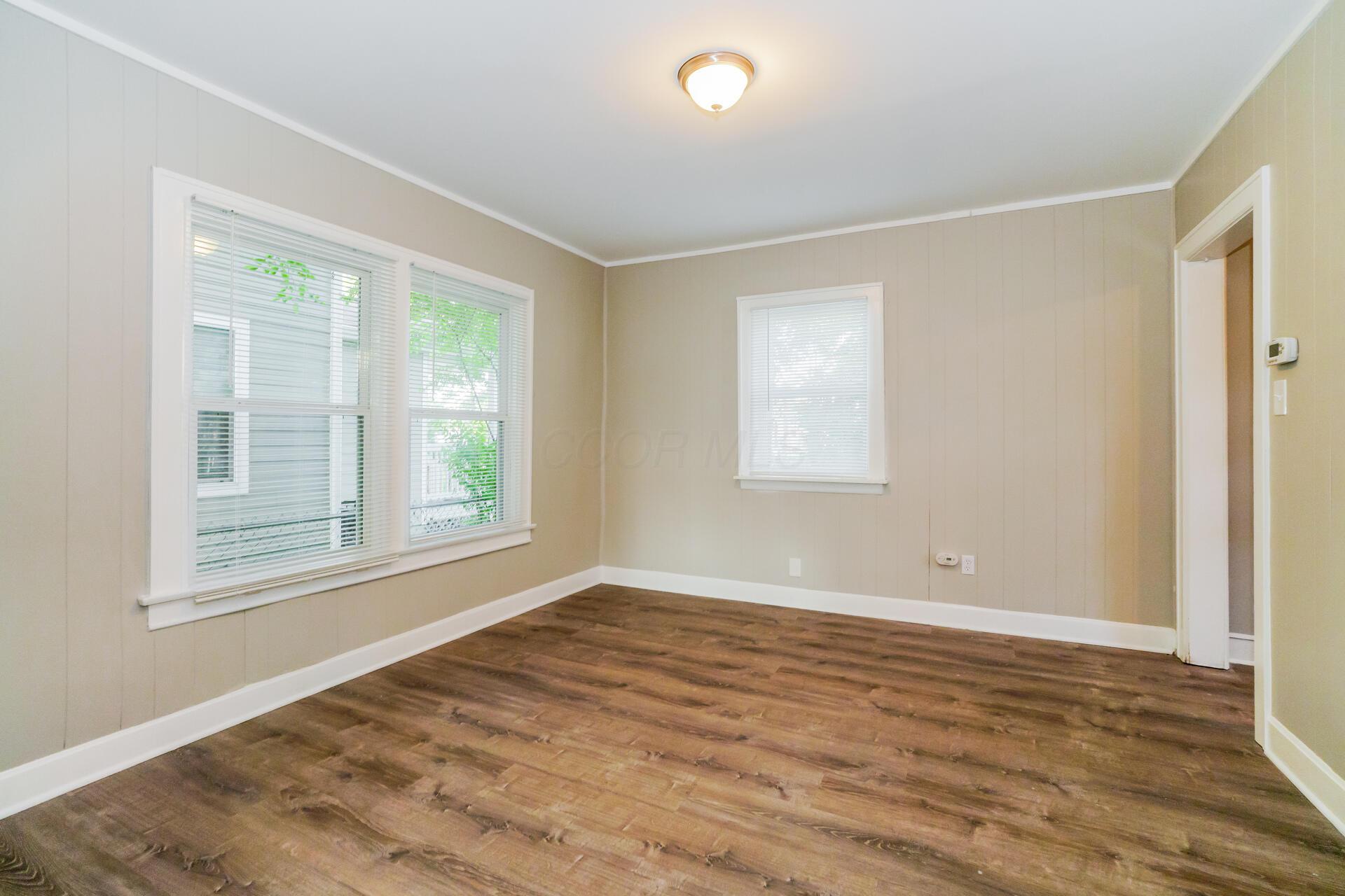 221 Columbian Avenue Property Photo 5