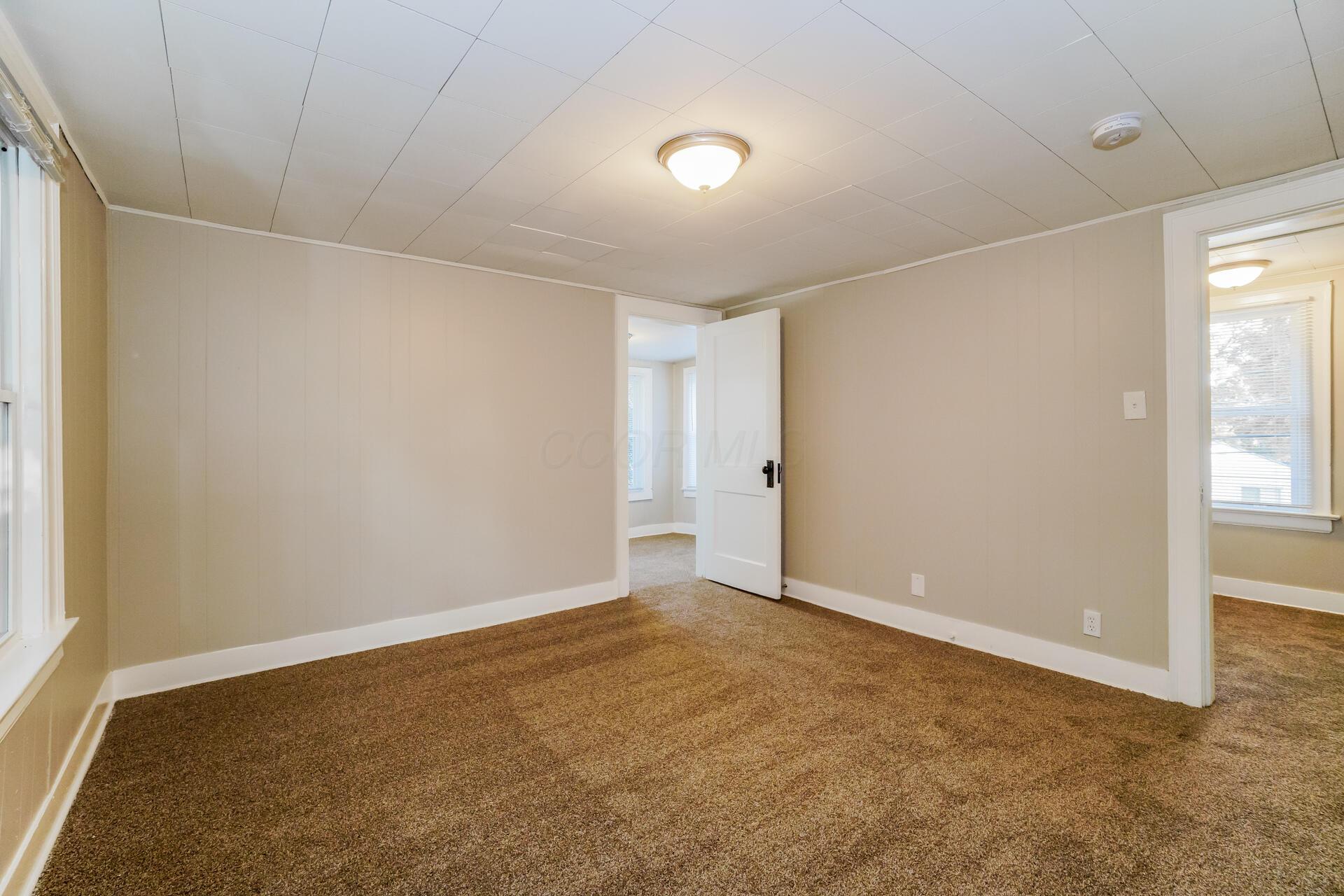 221 Columbian Avenue Property Photo 13