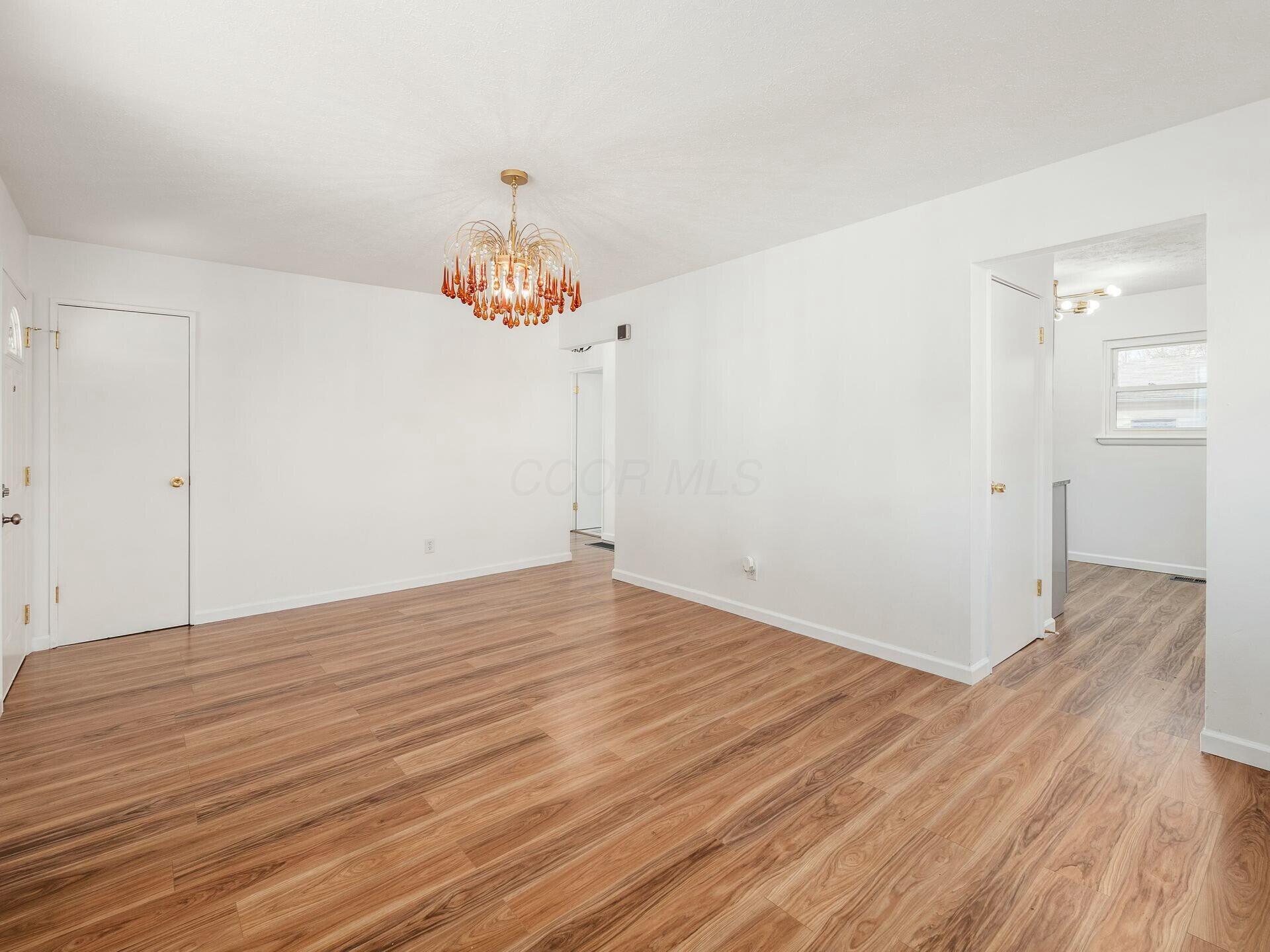 633 Scriven Avenue Property Photo 11