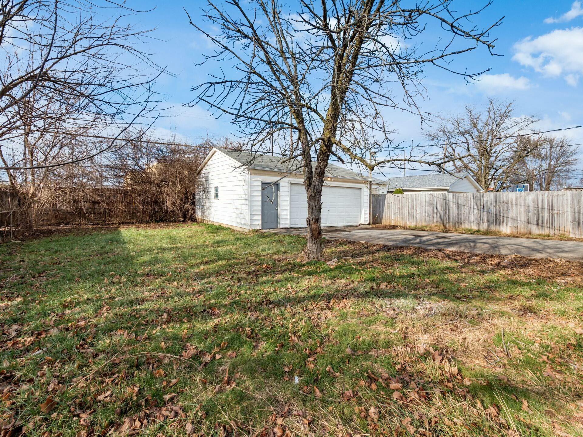 633 Scriven Avenue Property Photo 40