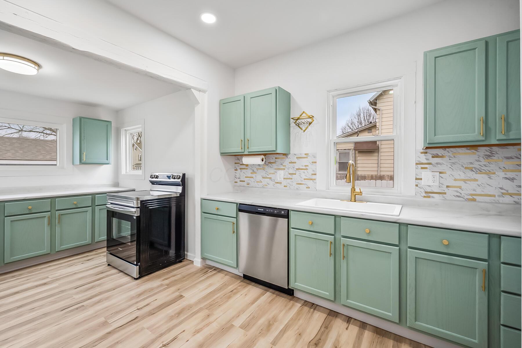167 Clover Avenue Property Photo 16