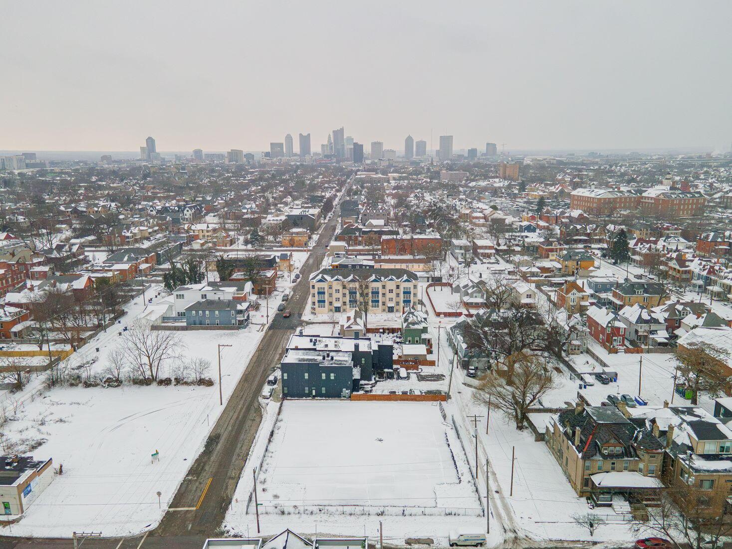 1258 E Oak Street Property Photo 1