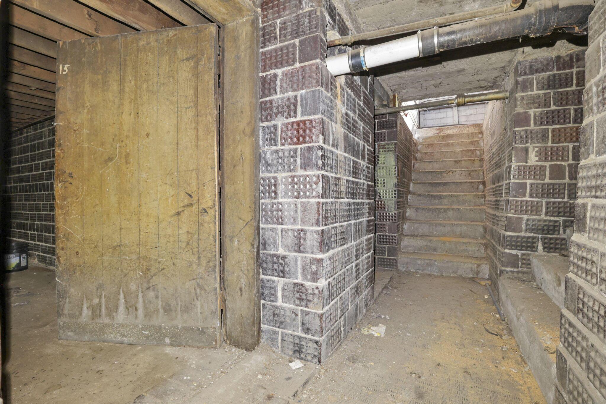 54 E Main Street Property Photo 34