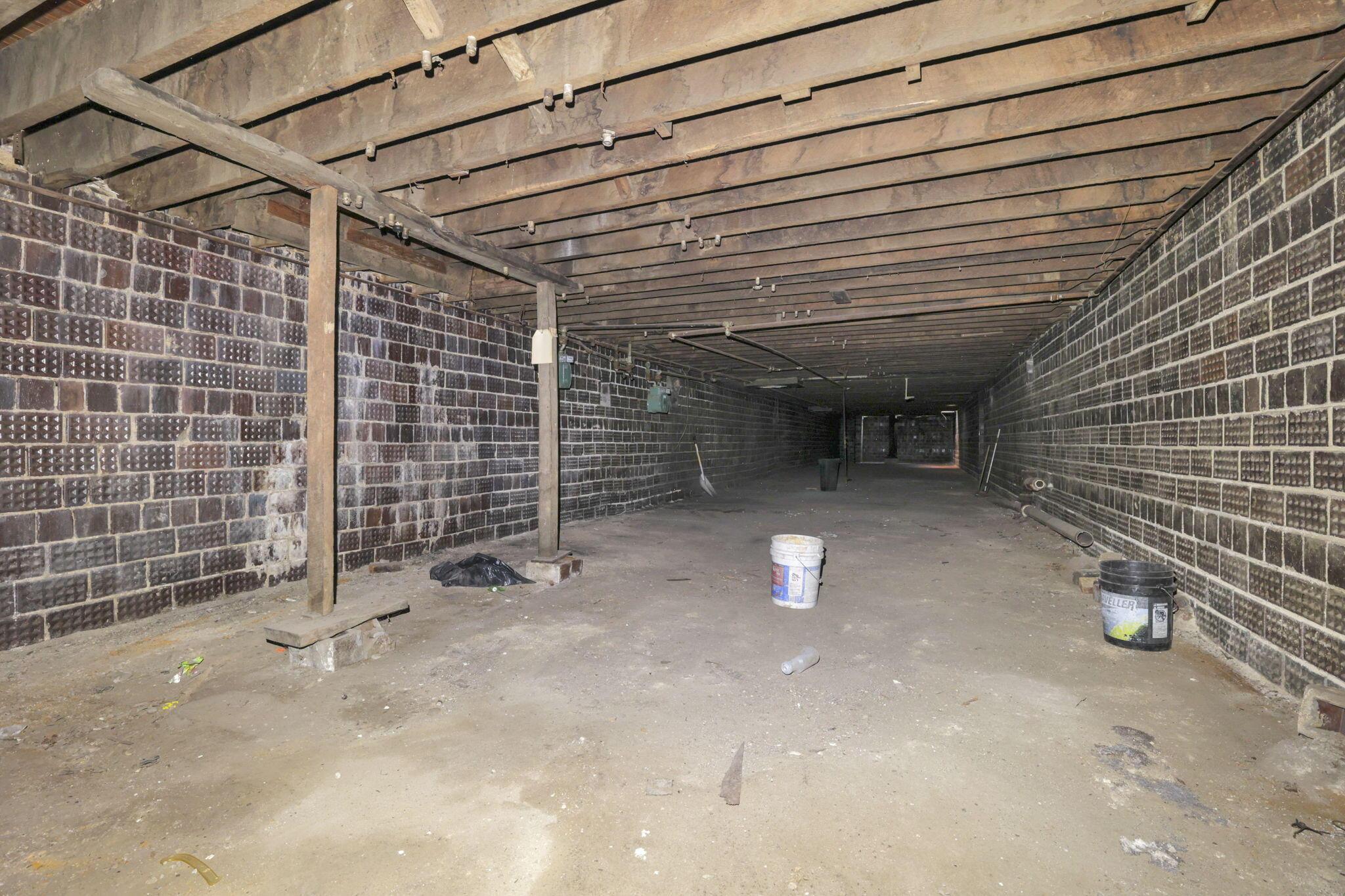 54 E Main Street Property Photo 35