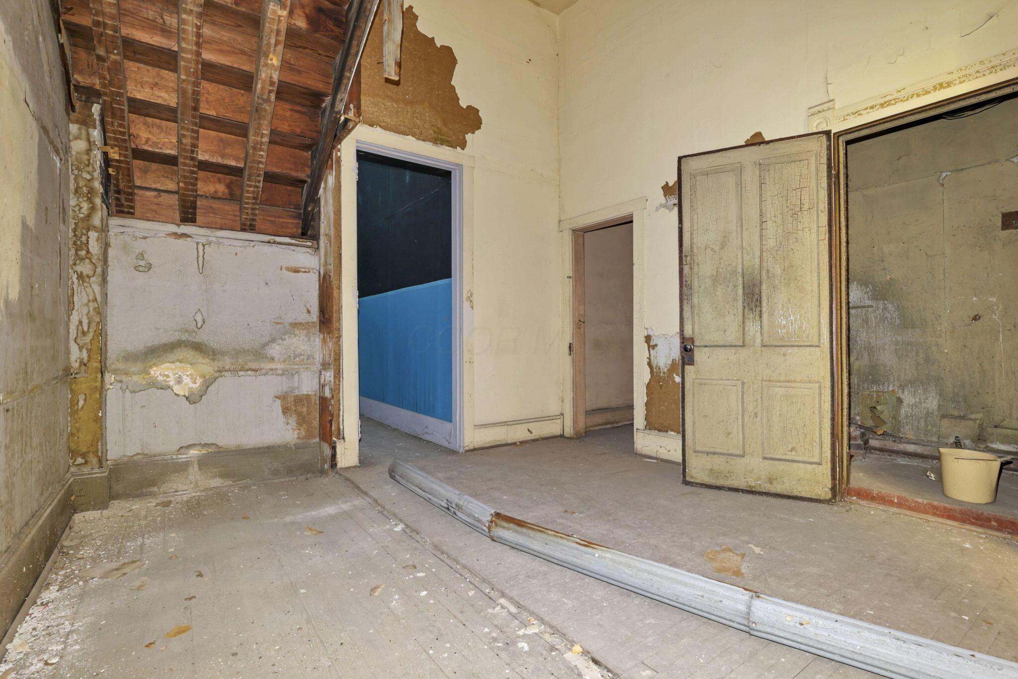 54 E Main Street Property Photo 51