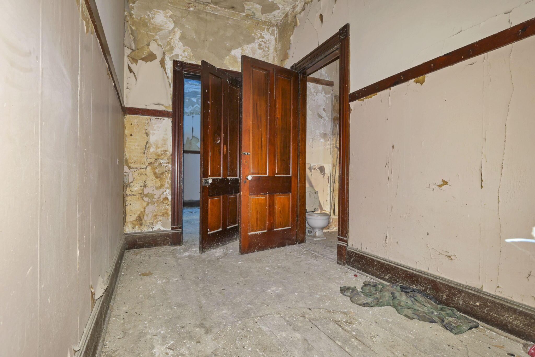 54 E Main Street Property Photo 57