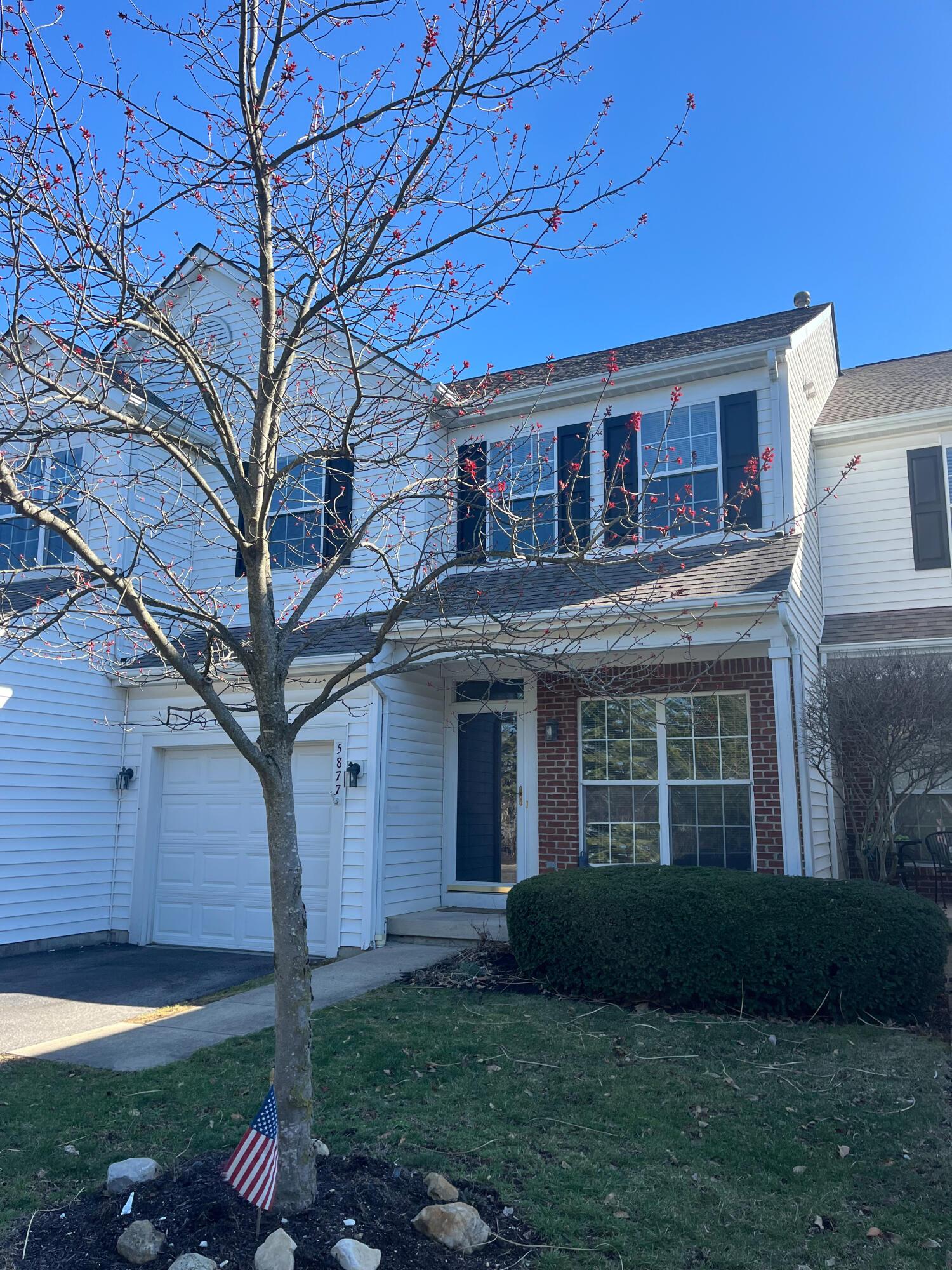 5877 Scioto Hill Lane Property Photo 2