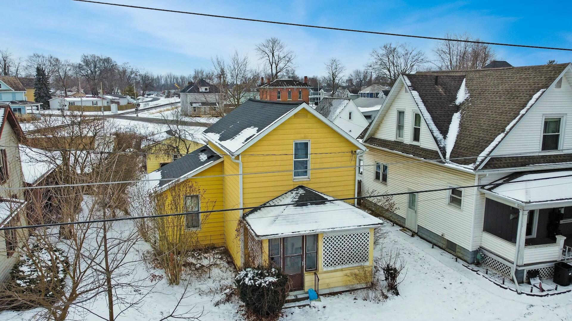 615 E Oakwood Avenue Property Photo 1