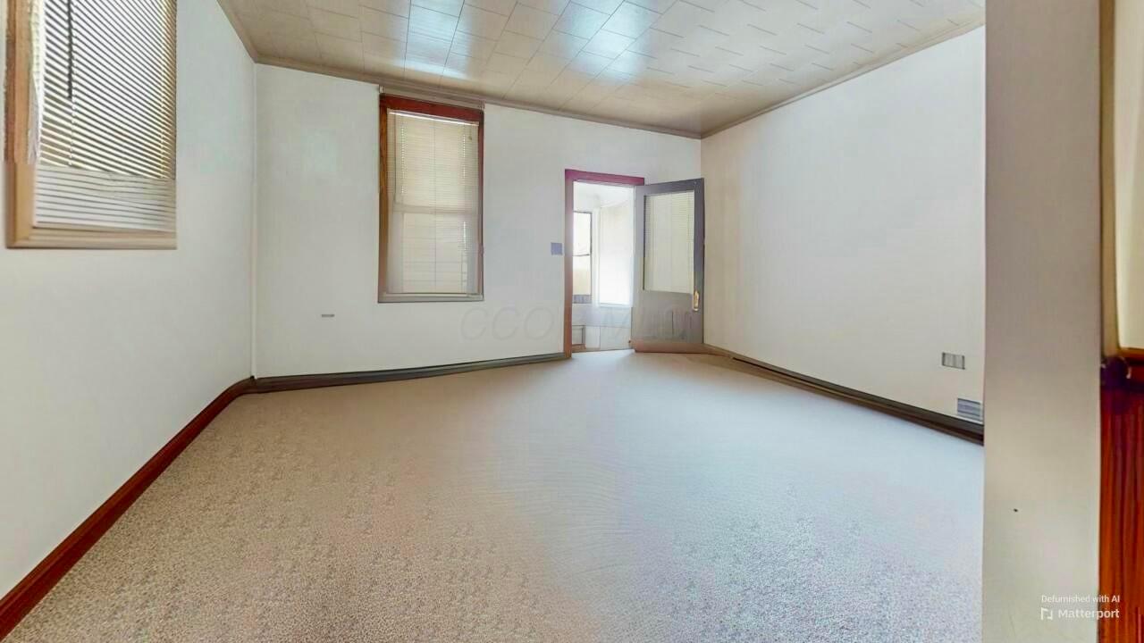 615 E Oakwood Avenue Property Photo 7