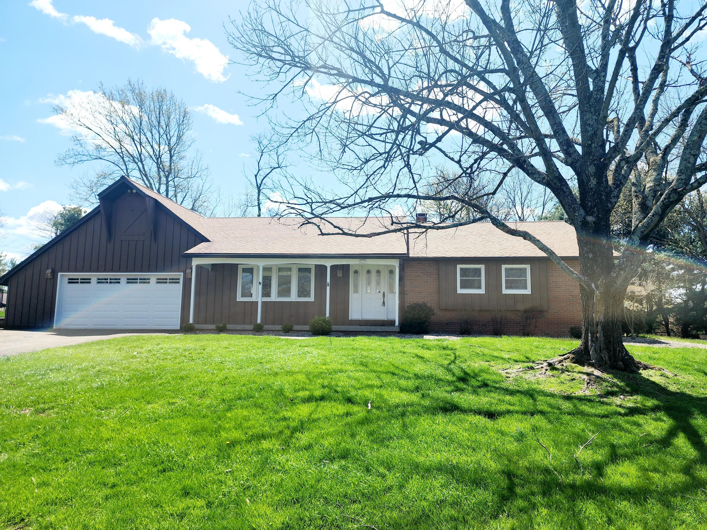 5180 Wilshire Drive Property Photo 3